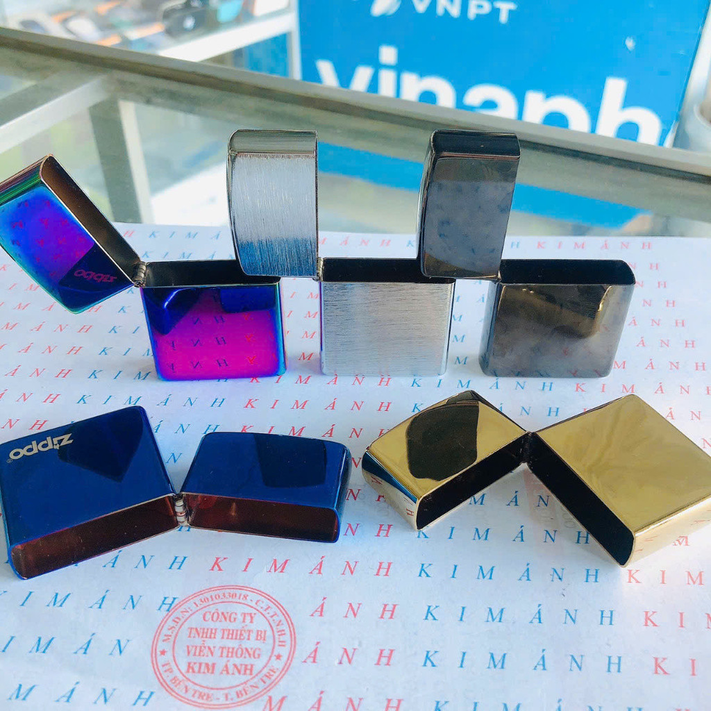 Thanh lý vỏ thay thế cho Zippo, hàng bị trầy xước, hoen ố, shop bán rẻ cho khách trải nghiệm