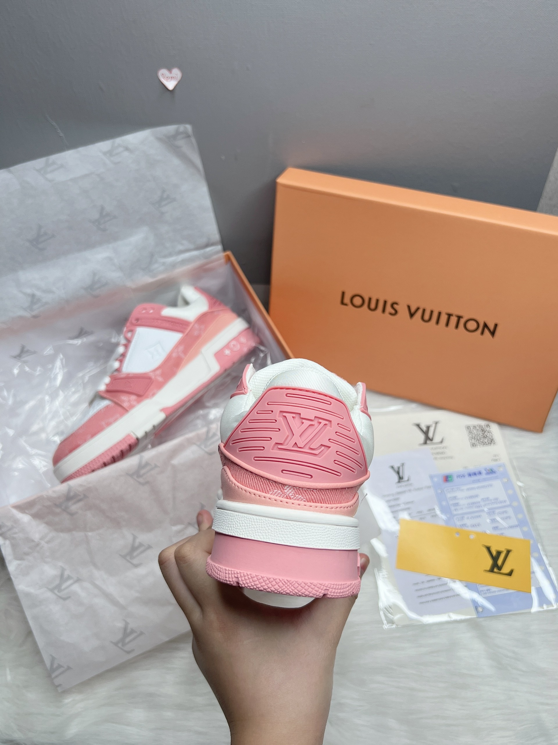 LV HỒNG BABY