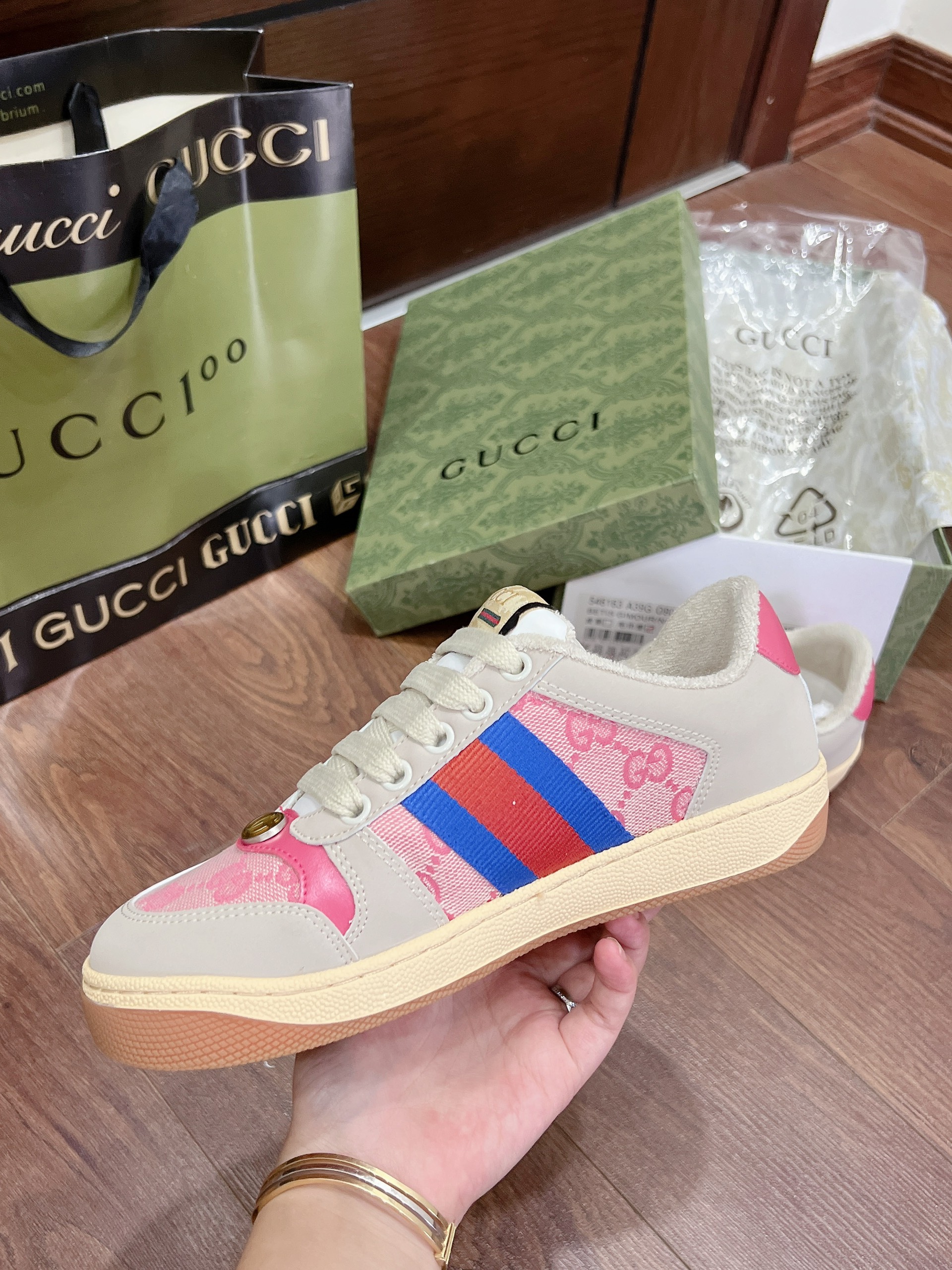 GUCCI ST HỒNG