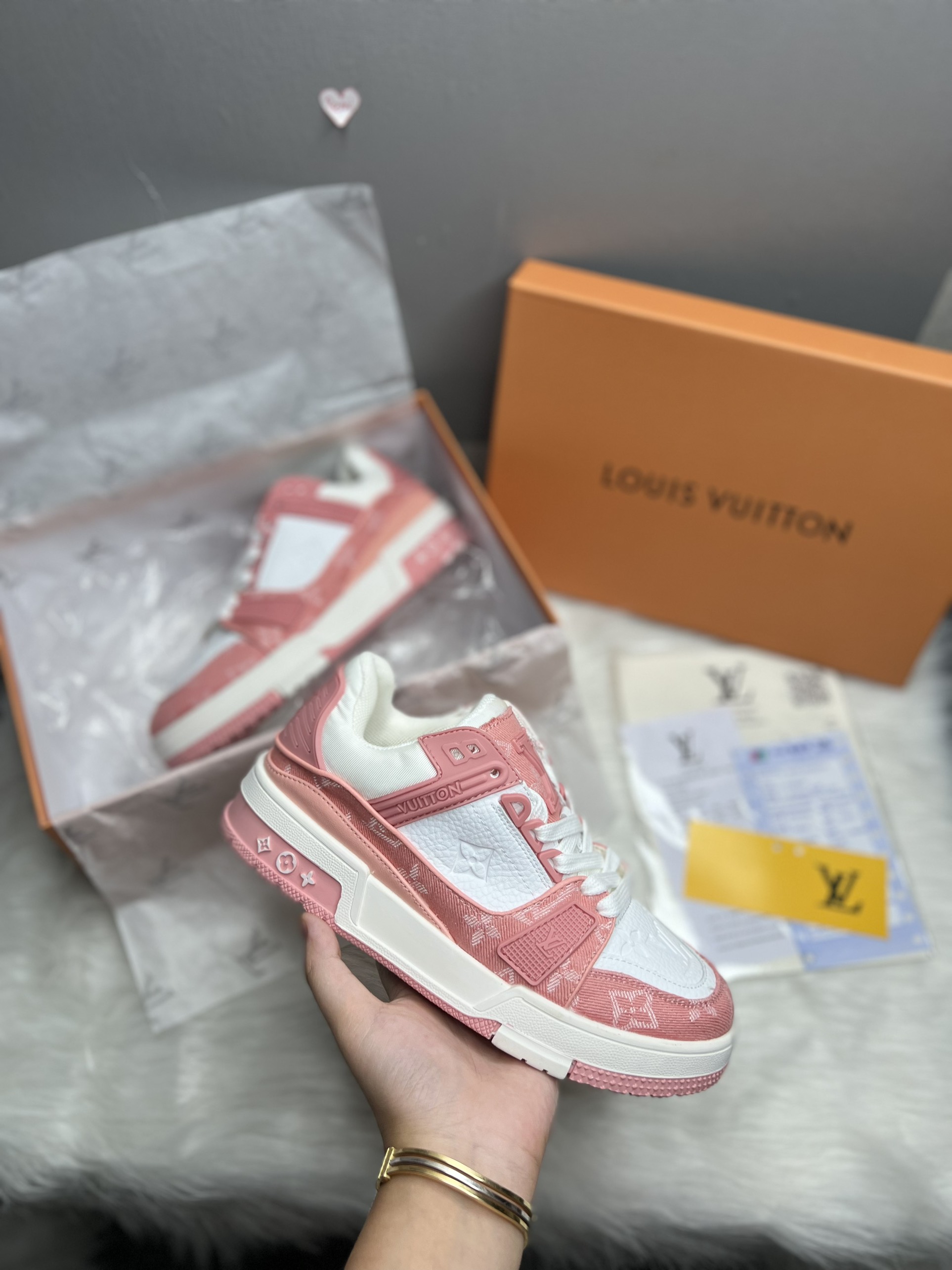 LV HỒNG BABY
