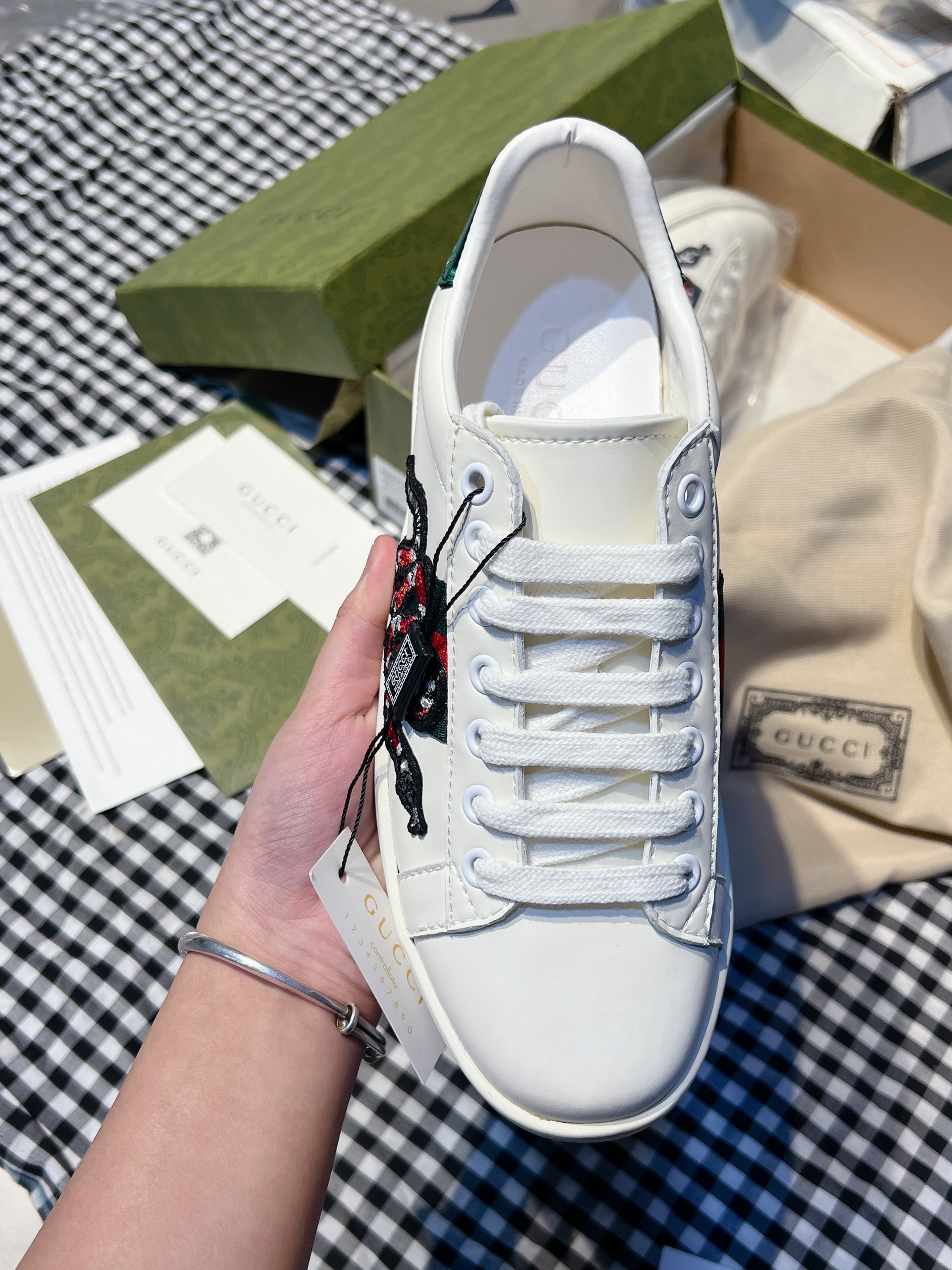 GUCCI RẮN THÊU sale