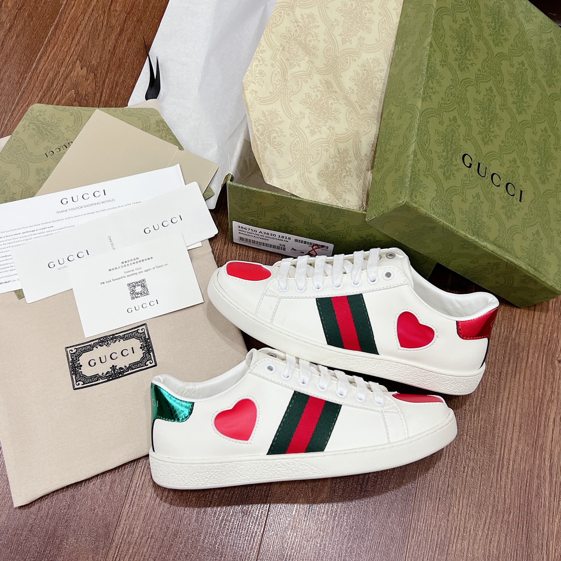 GUCCI TRÁI TIM ❤️ sale