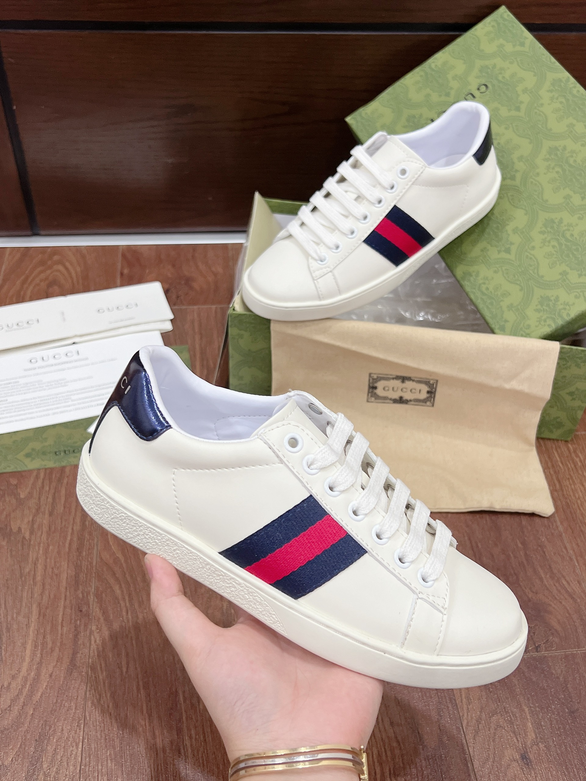 GUCCI ACE TRƠN sale