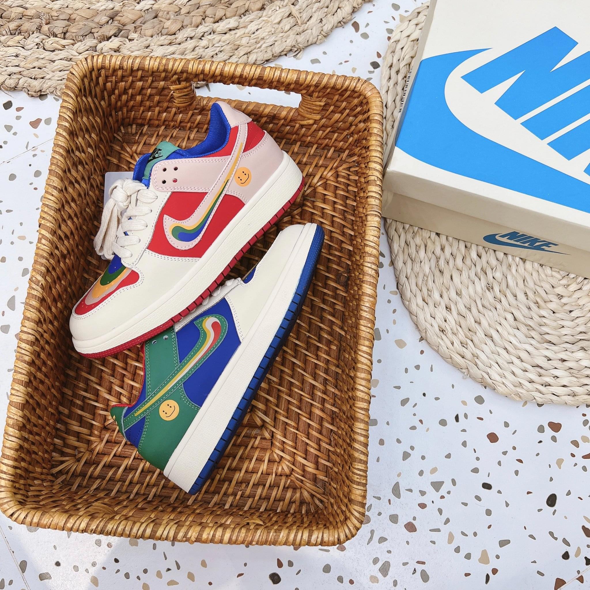 NIKE CẦU VỒNG 7 MÀU THẤP