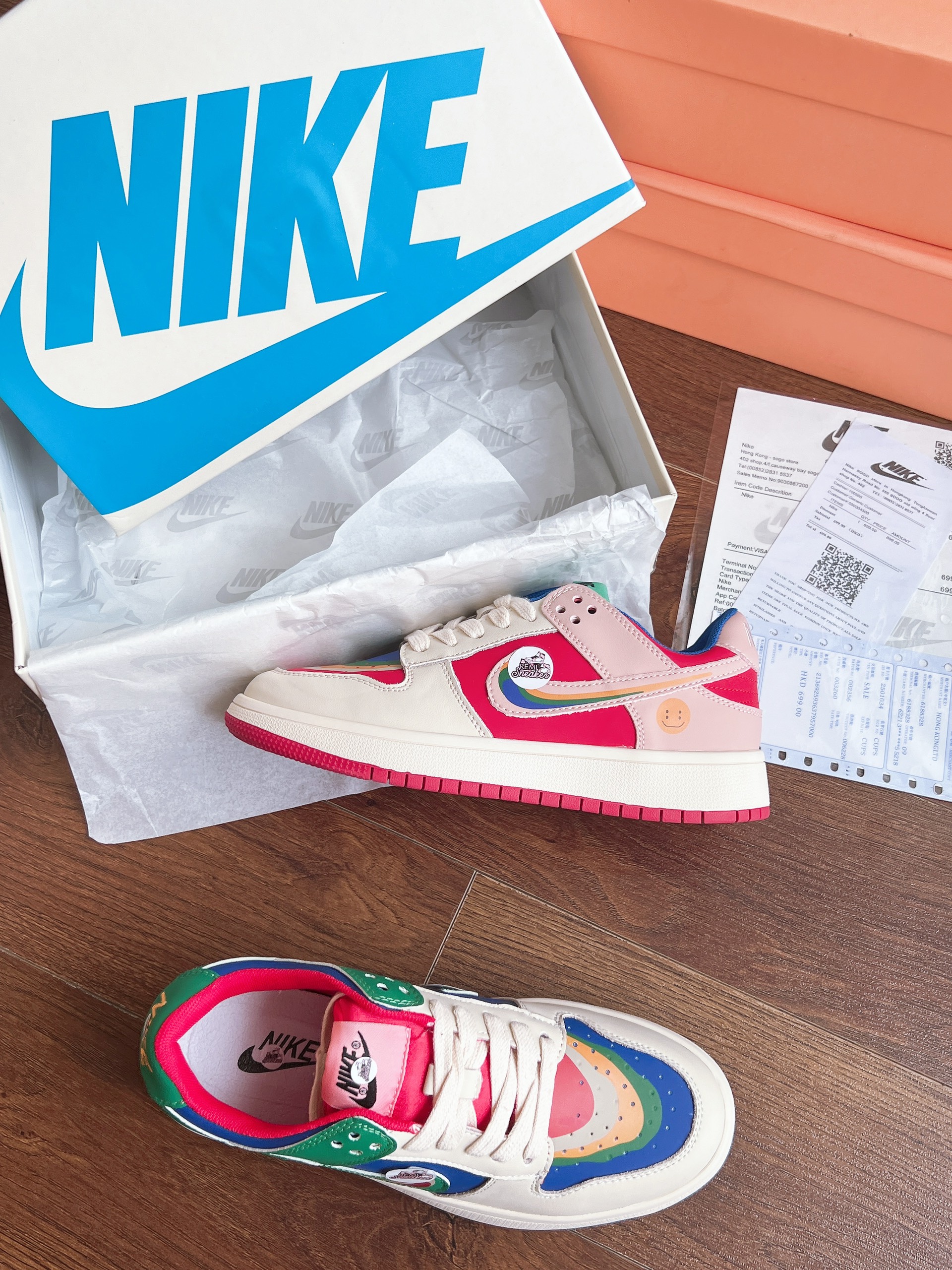NIKE CẦU VỒNG 7 MÀU THẤP