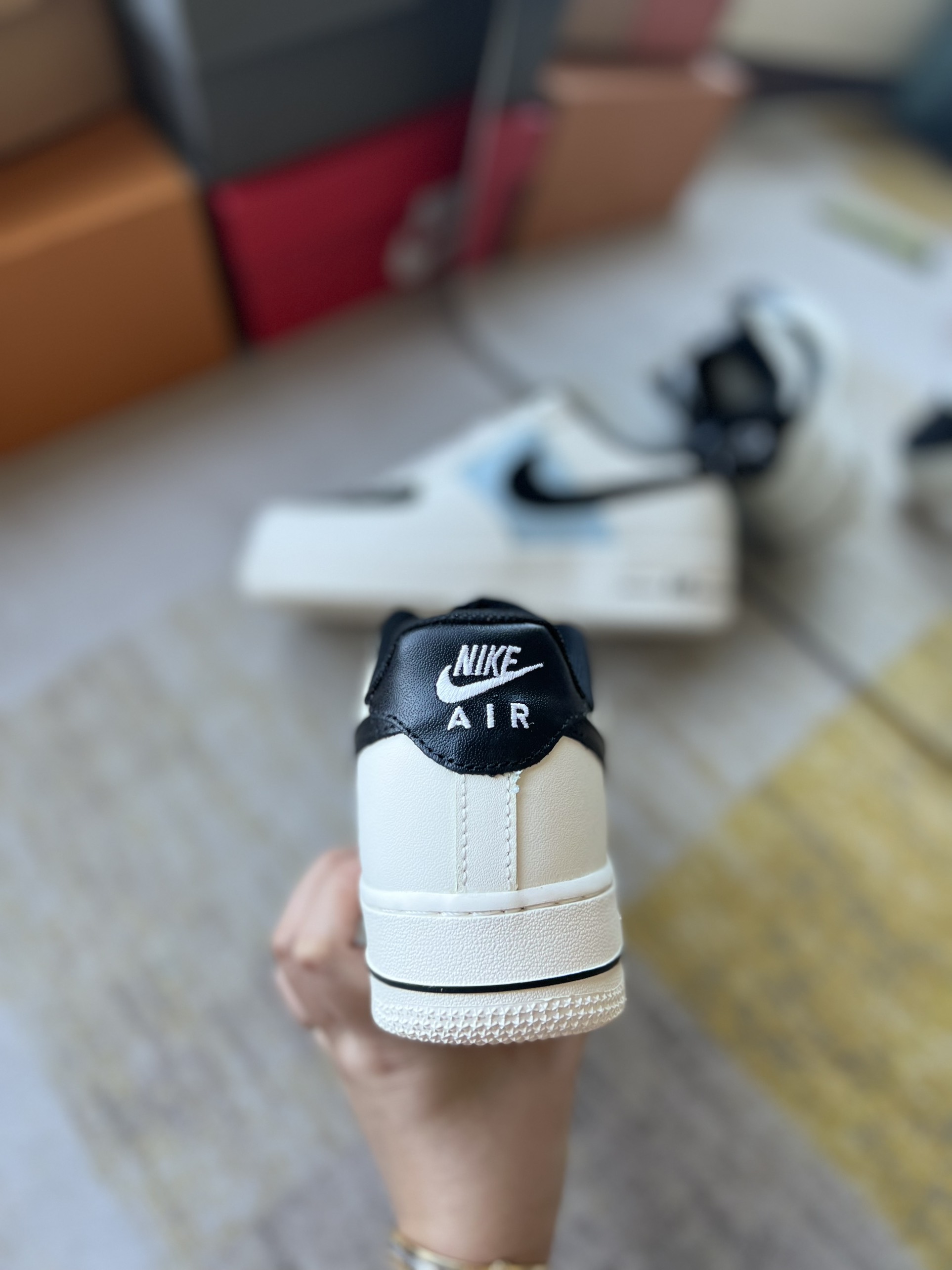 AF1 XÁM ĐEN KEM
