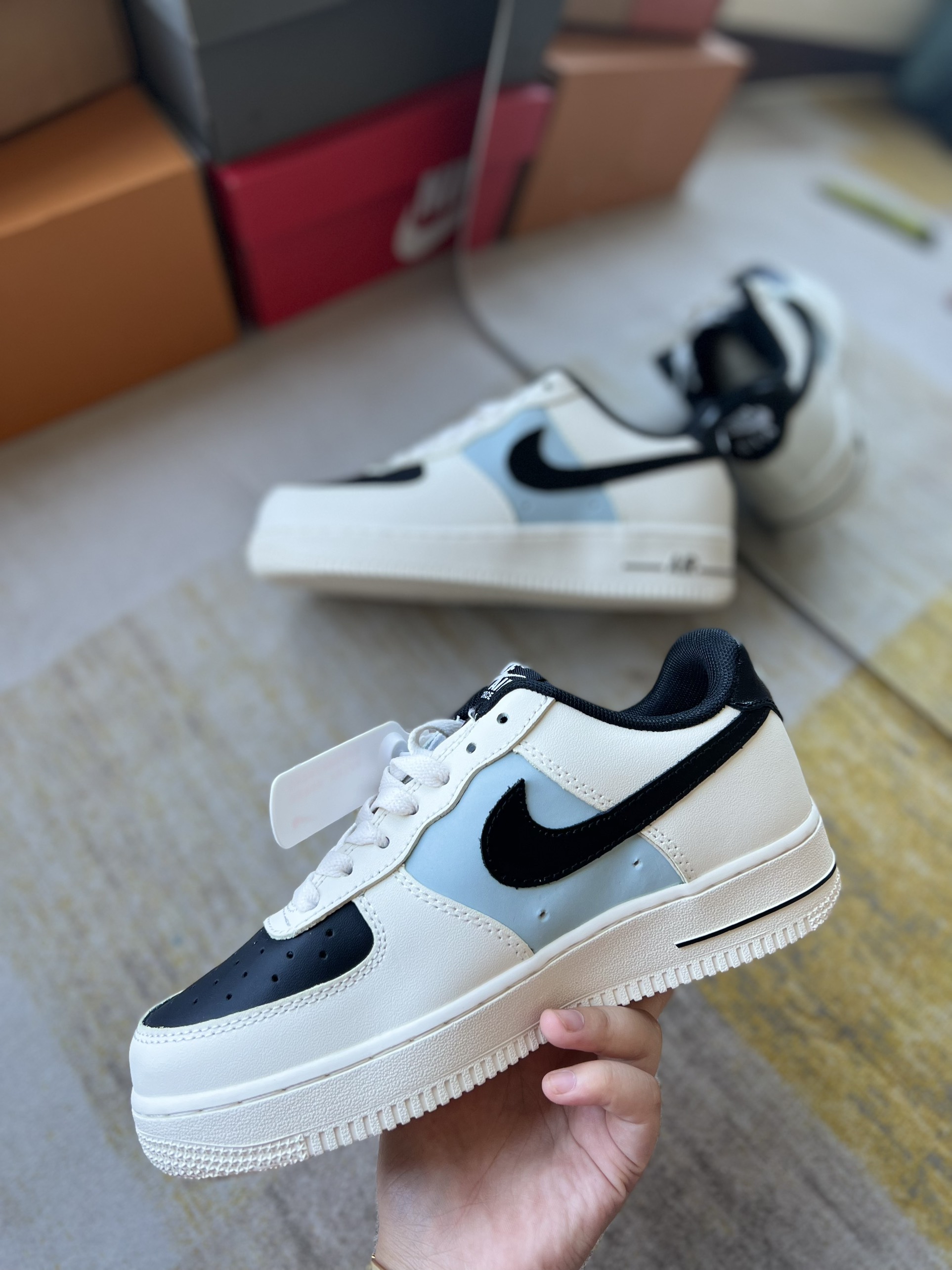 AF1 XÁM ĐEN KEM
