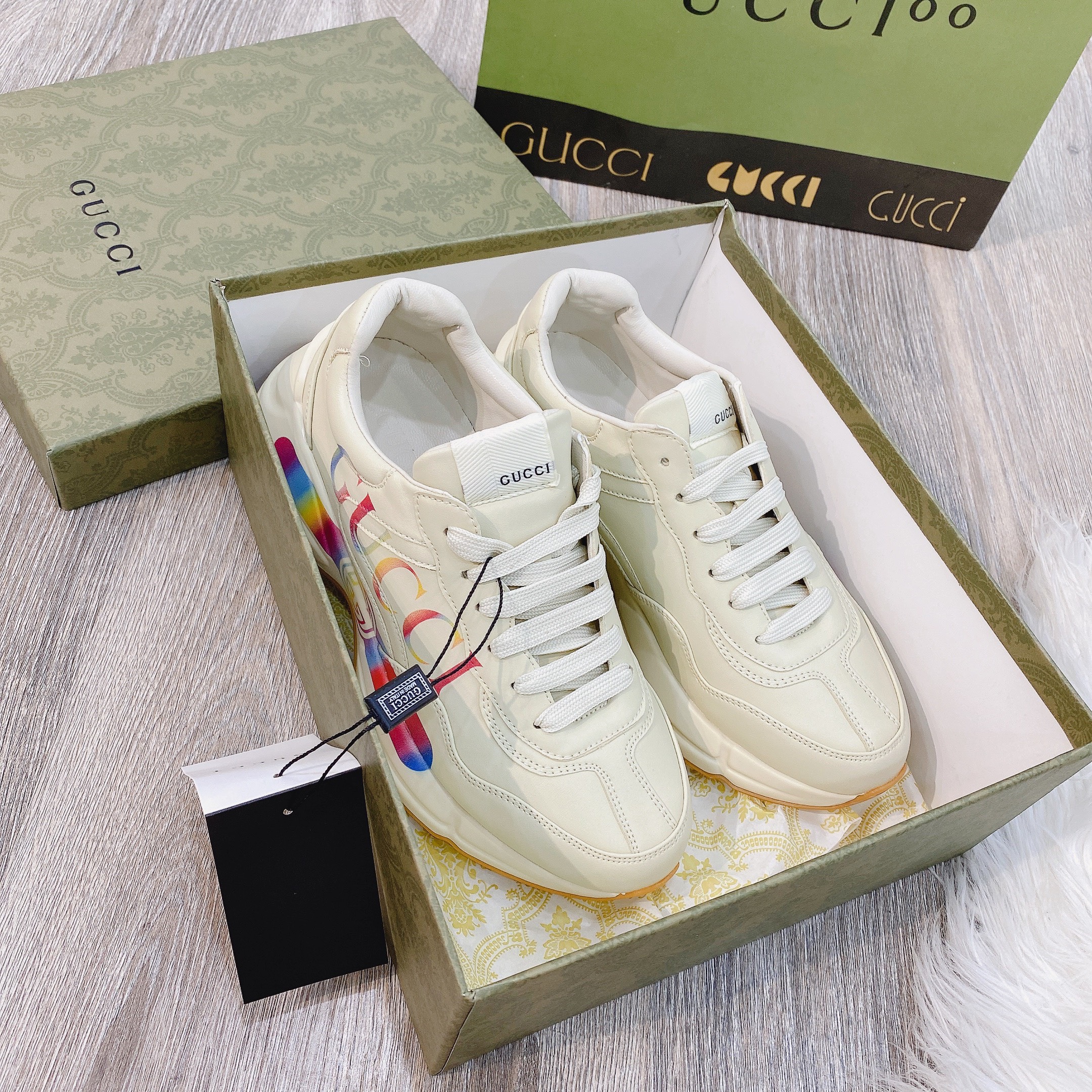 GUCCI CẦU VỒNG
