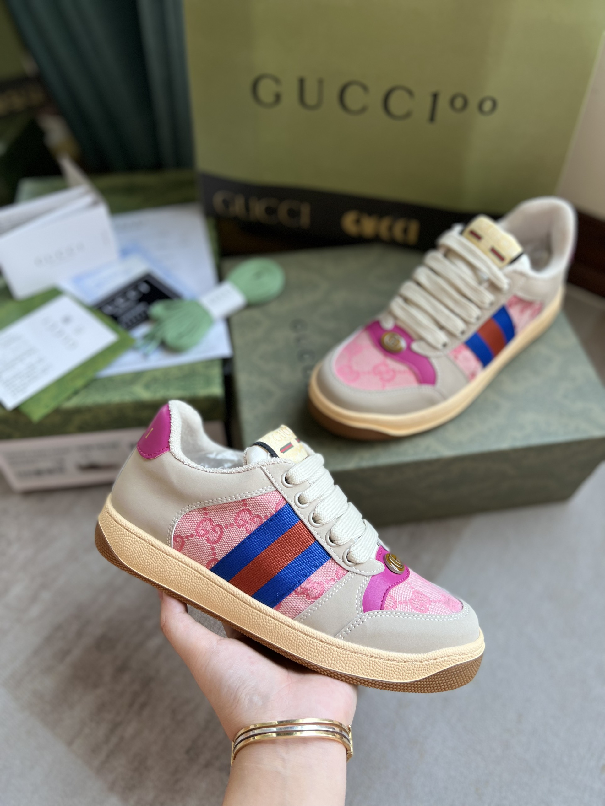 GUCCI ST HỒNG