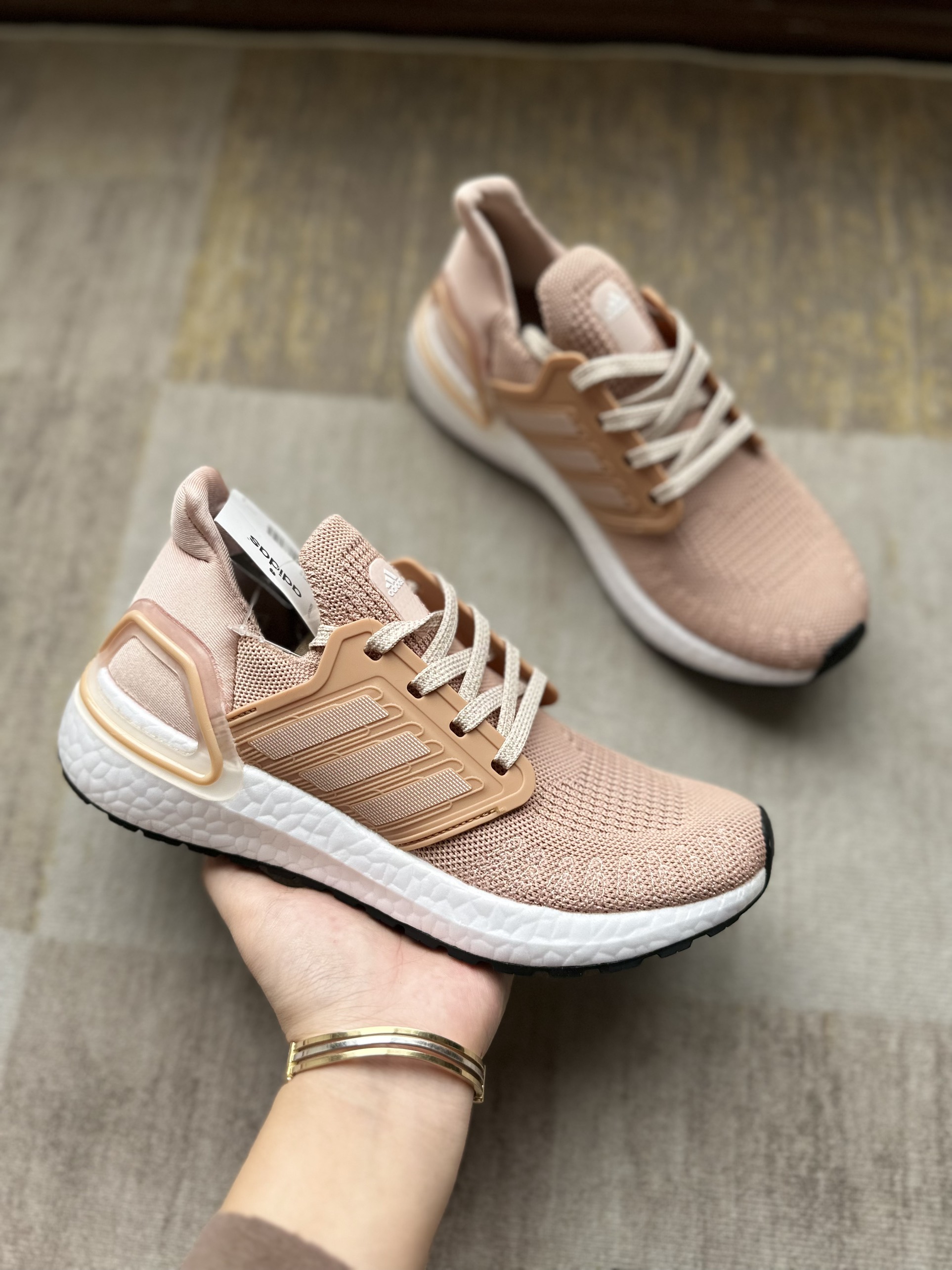 ub 6.0 hồng