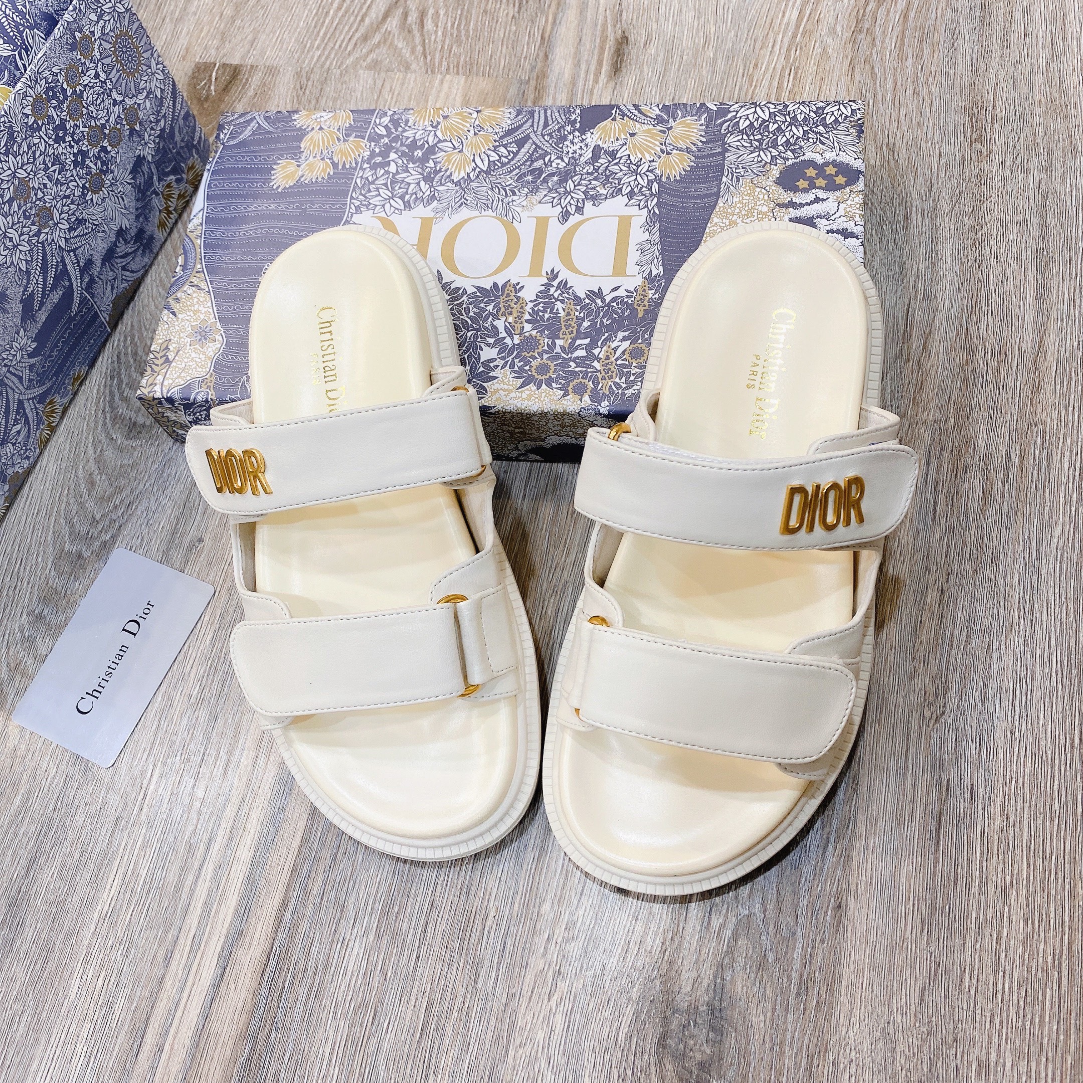 dép dior trắng