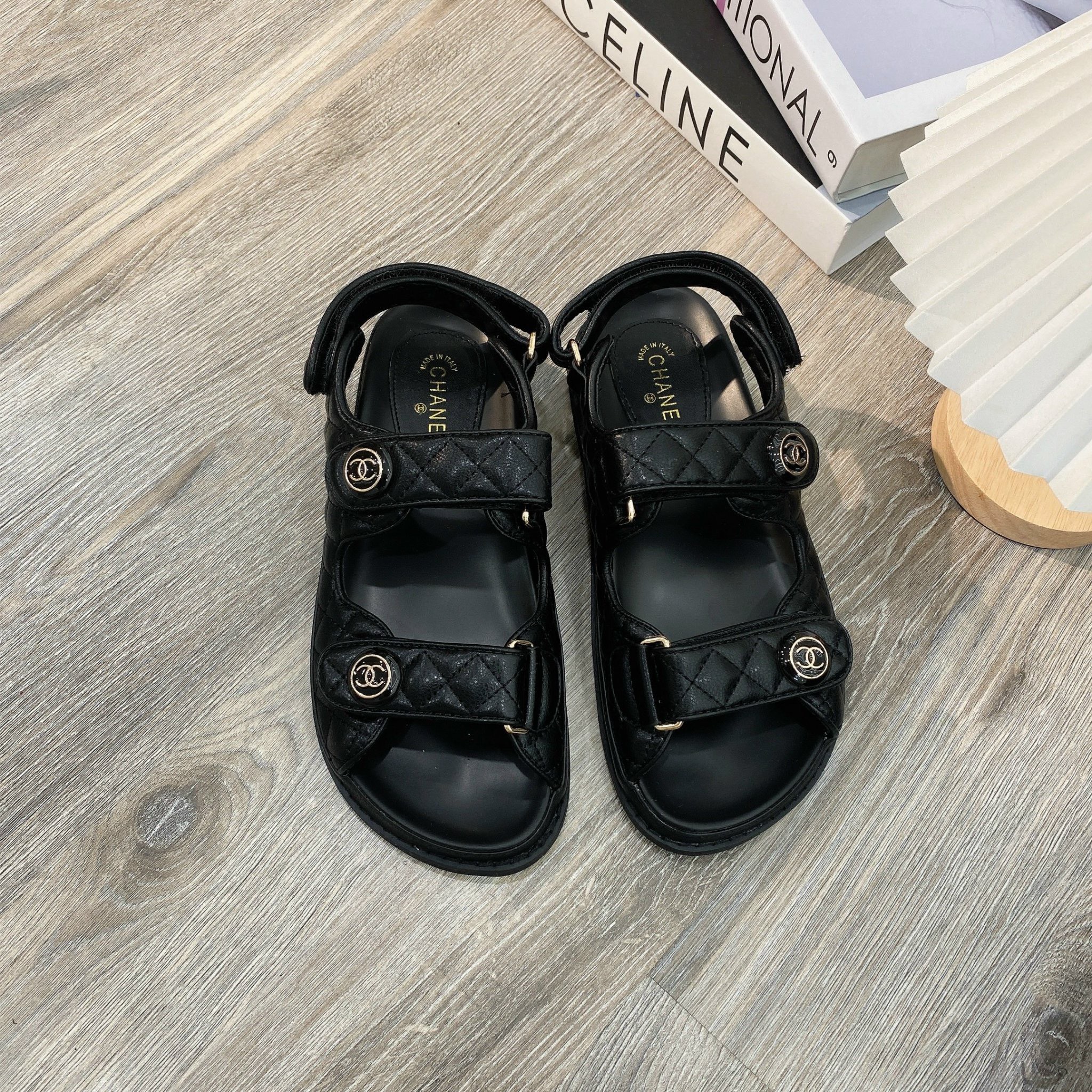SANDAL CHANEL ĐEN