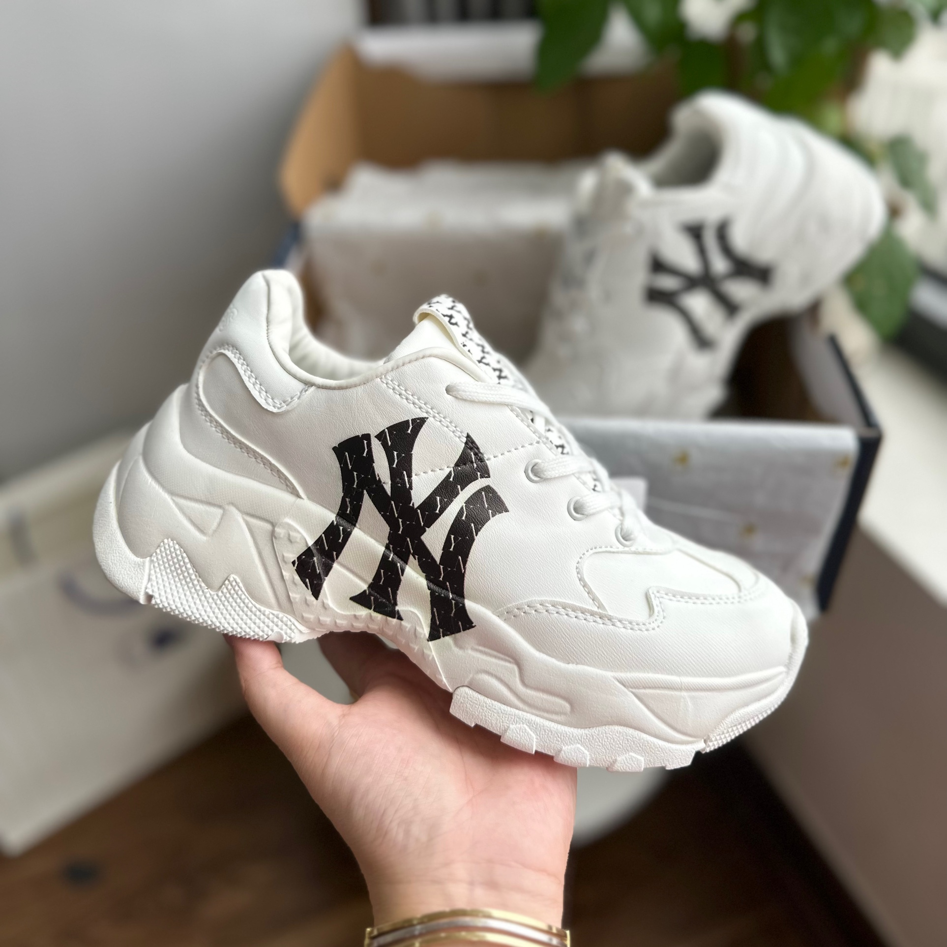 Giày MLB chữ New York Yankees Big Ball A Blue rep 11  Ruby Store