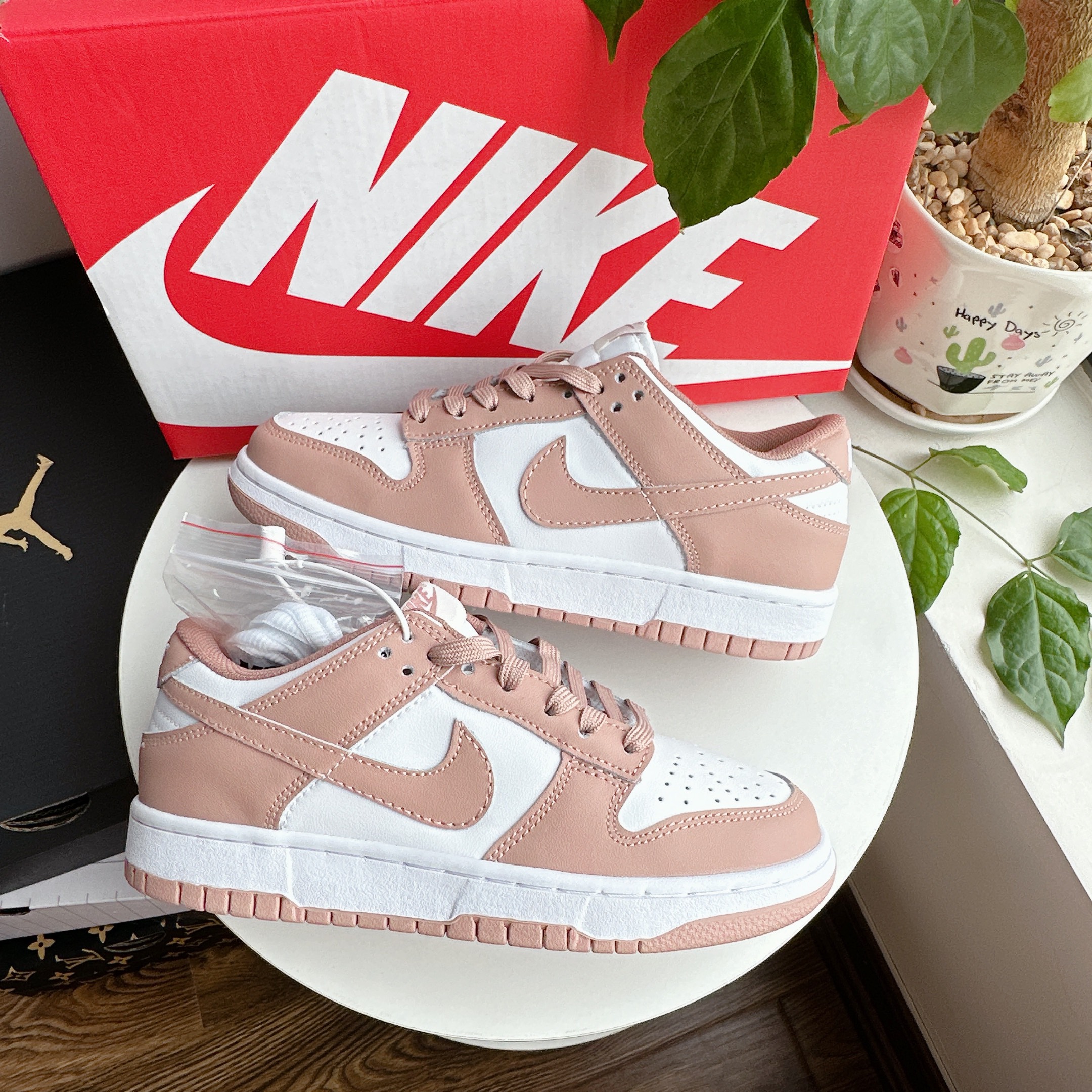 NIKE SB HỒNG ĐẤT sale