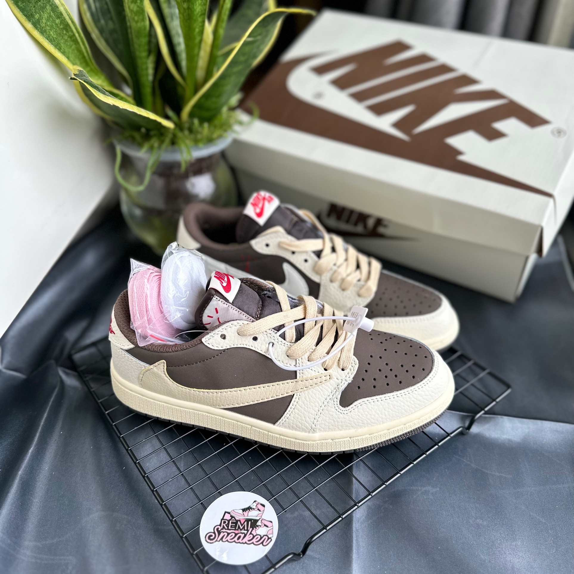 jd travis mocha thấp