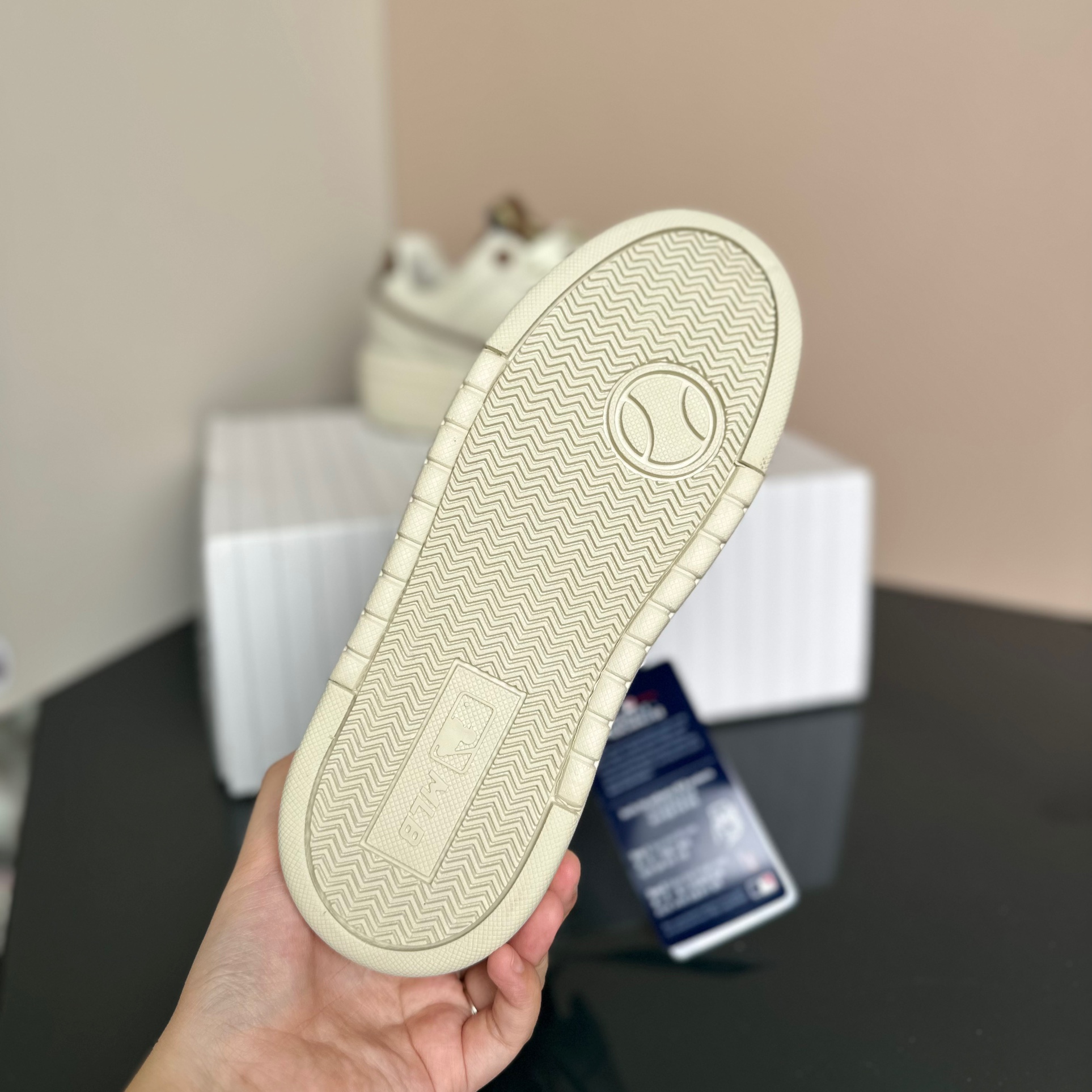 mlb liner B viền nâu