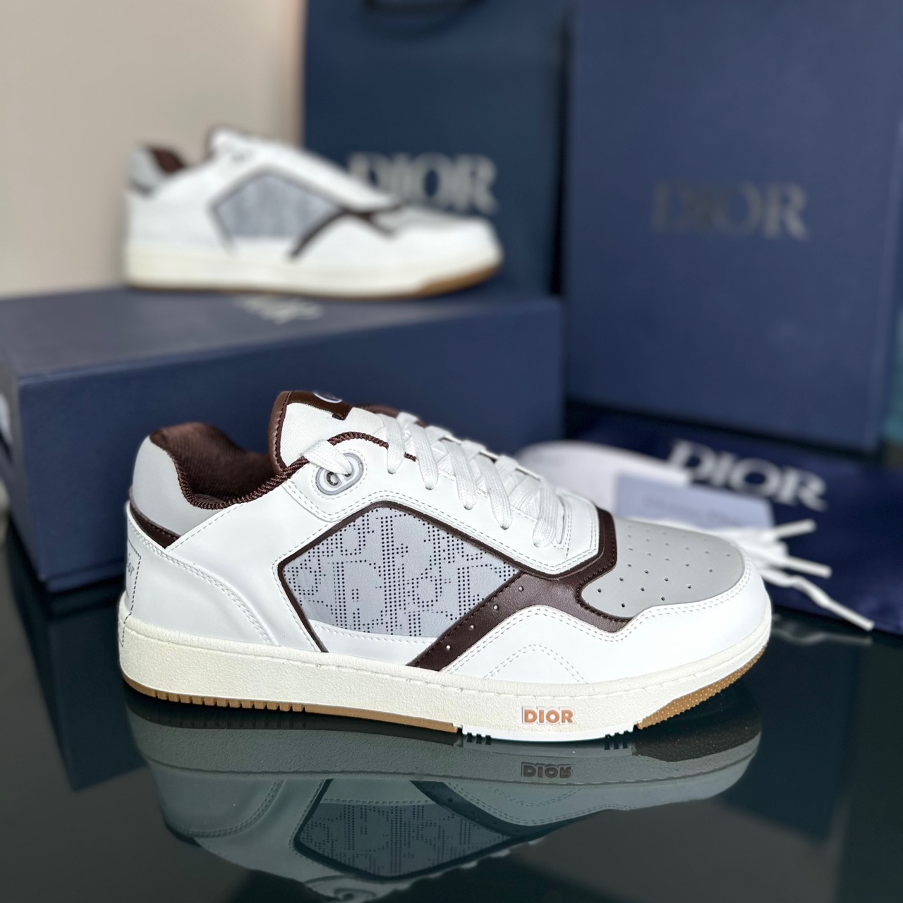 dior B27 kem nâu