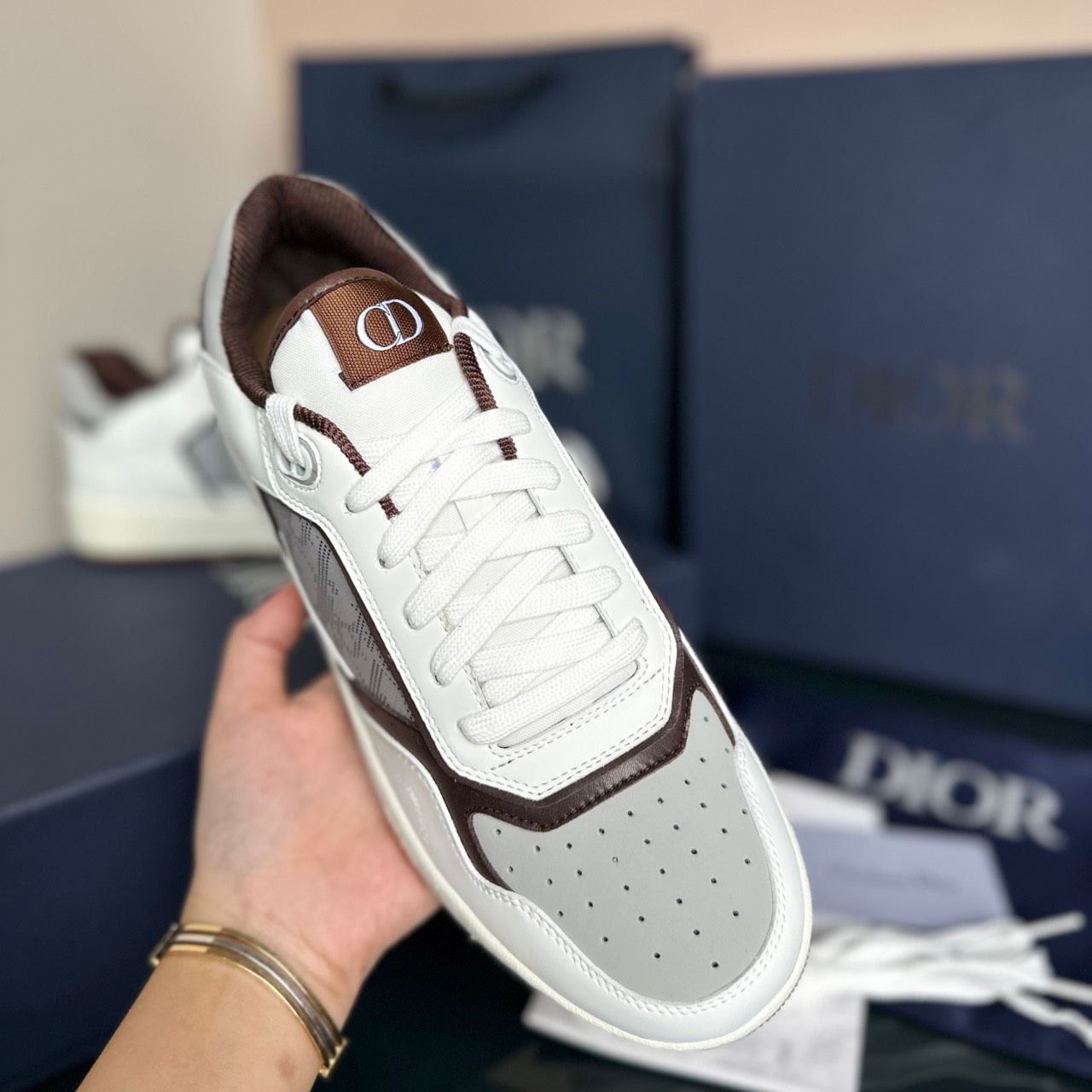 dior B27 kem nâu
