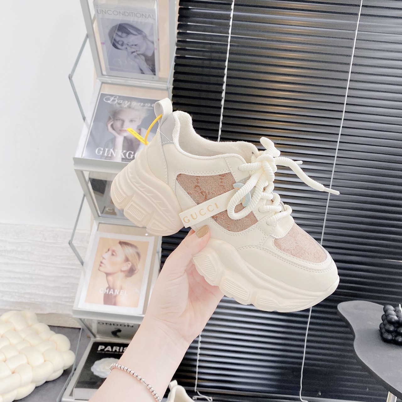gucci kem nâu mới