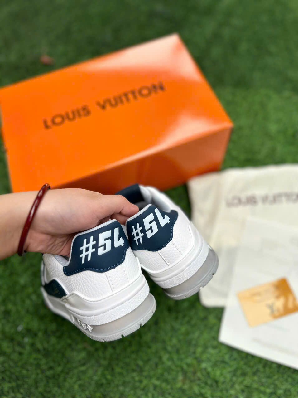 LV54 xthan đỏ