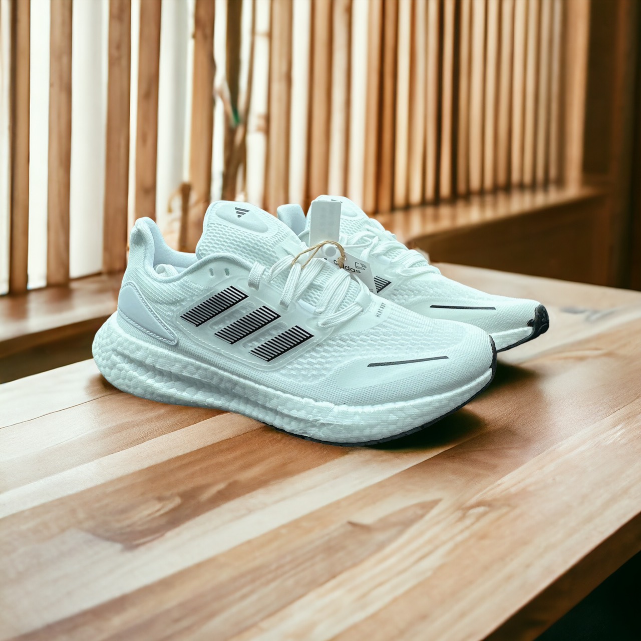 PUREBOOST TRẮNG