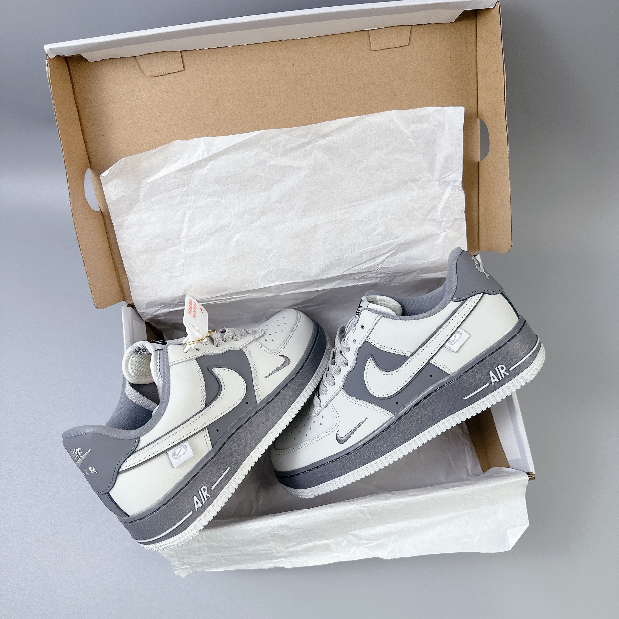 af1 ghi xám