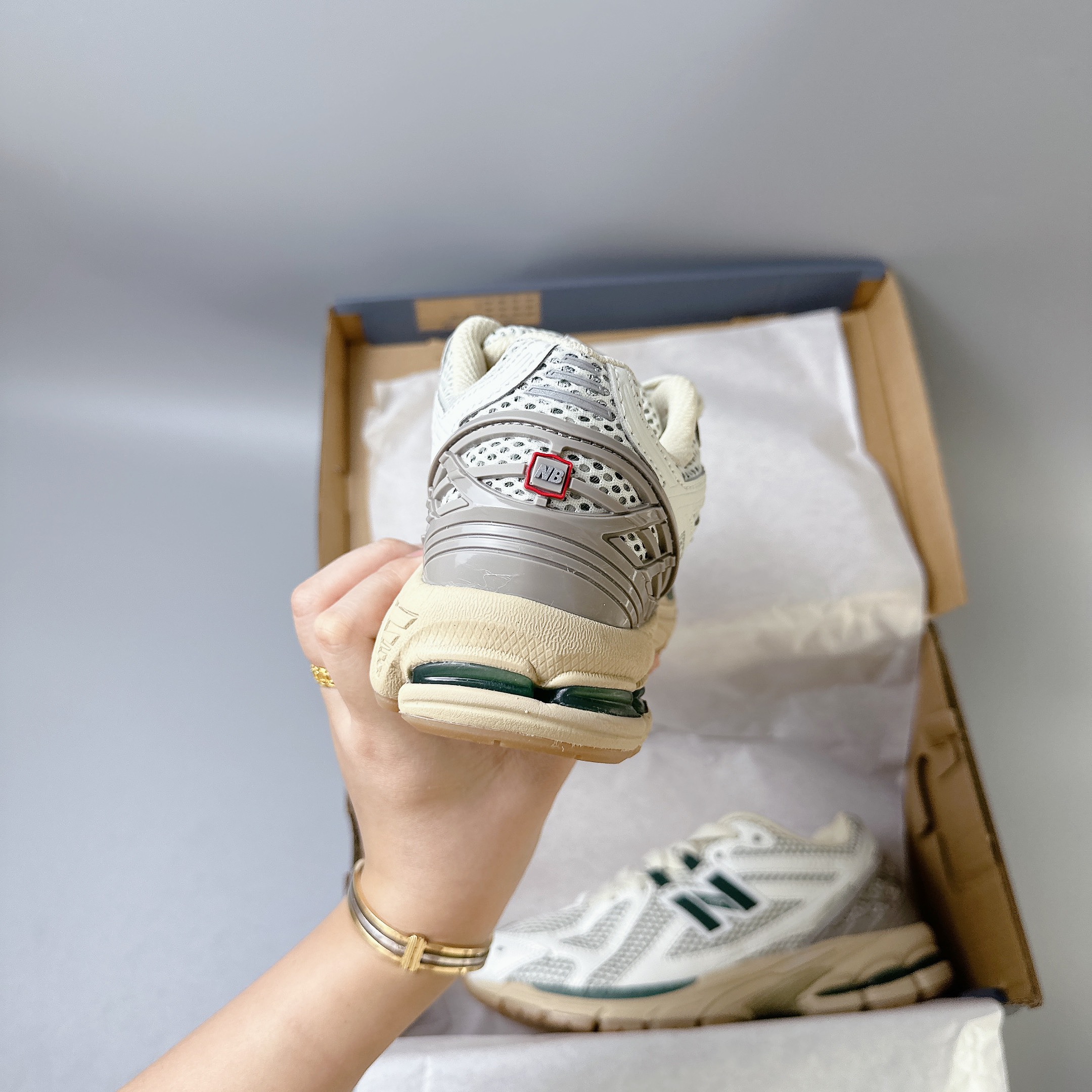 NB1906R trắng xanh