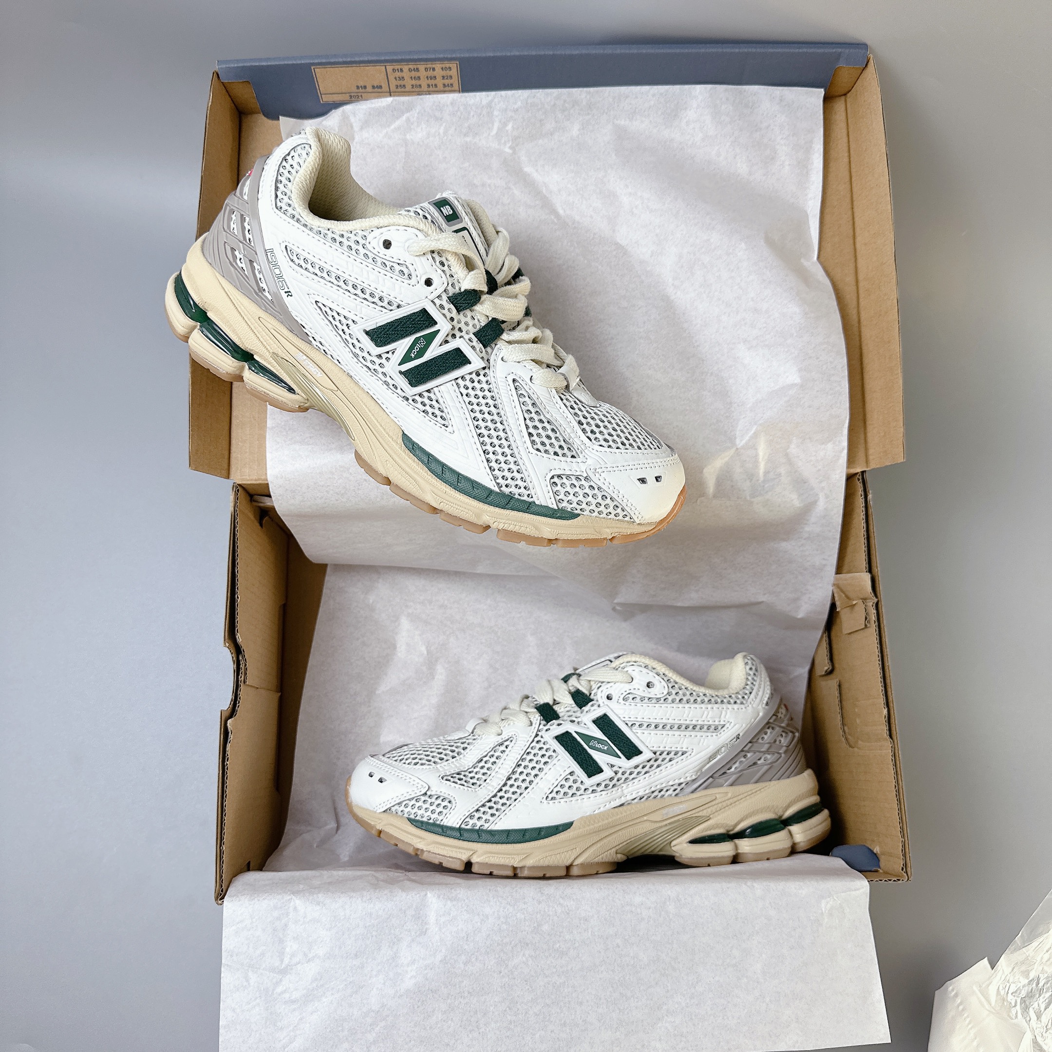NB1906R trắng xanh