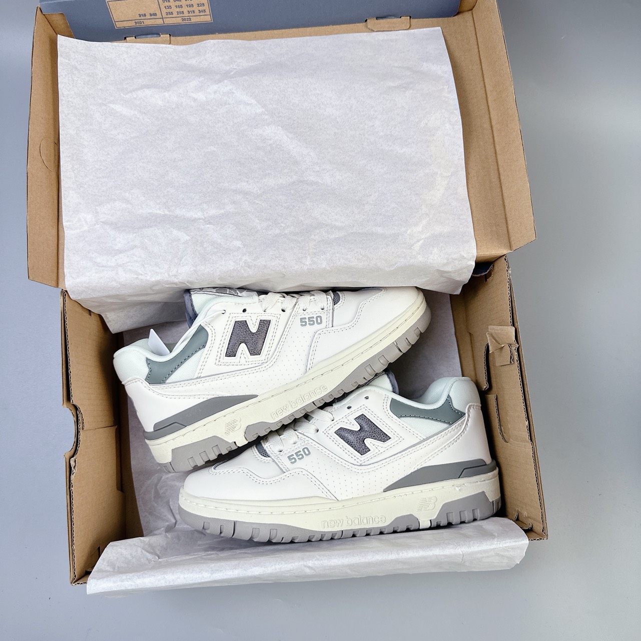 NB550 XÁM