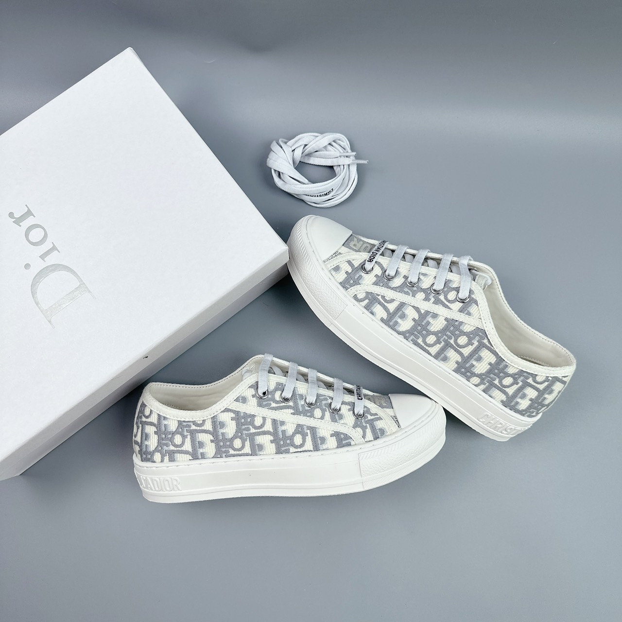 DIOR CLASSIC XÁM SC
