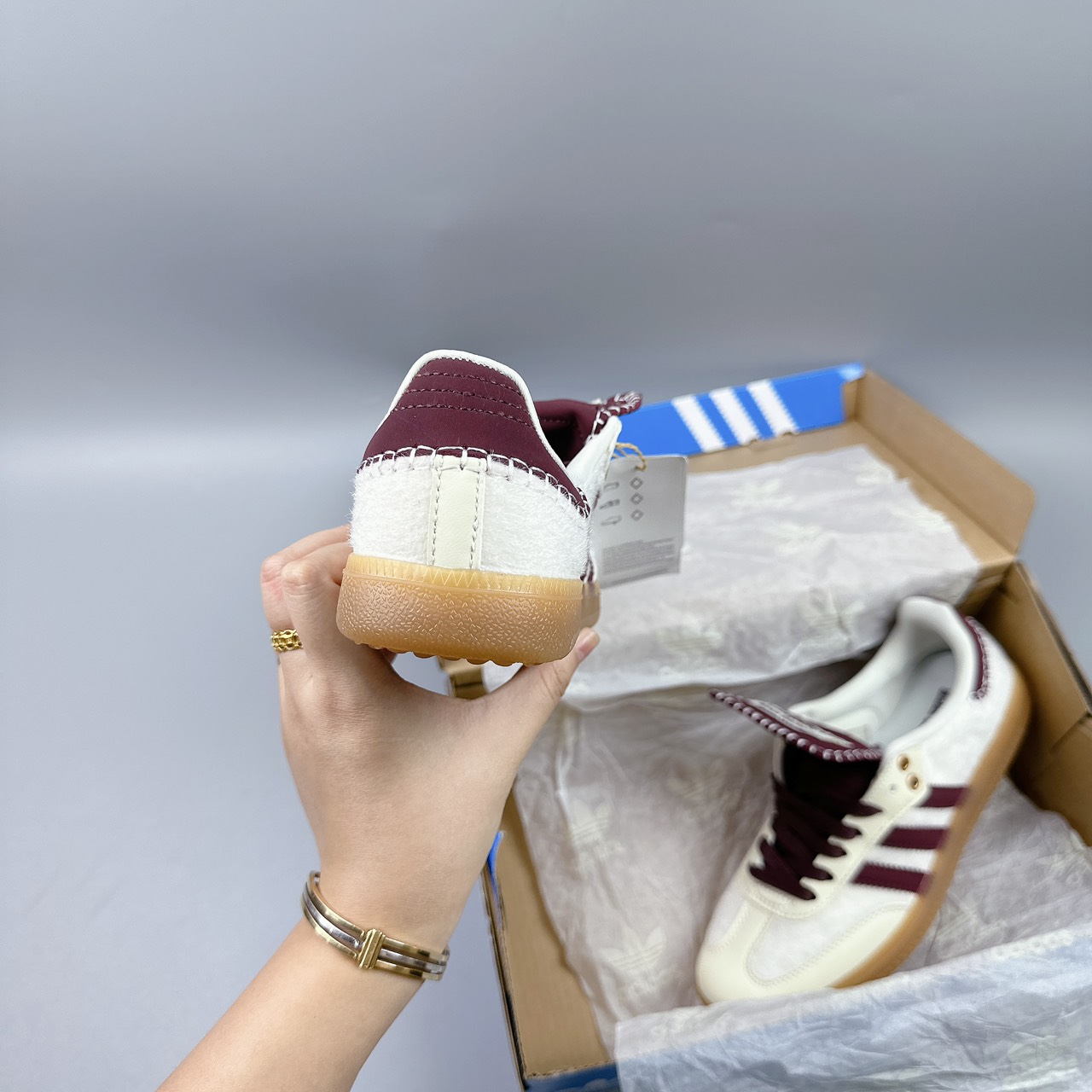 samba bonner trắng đỏ