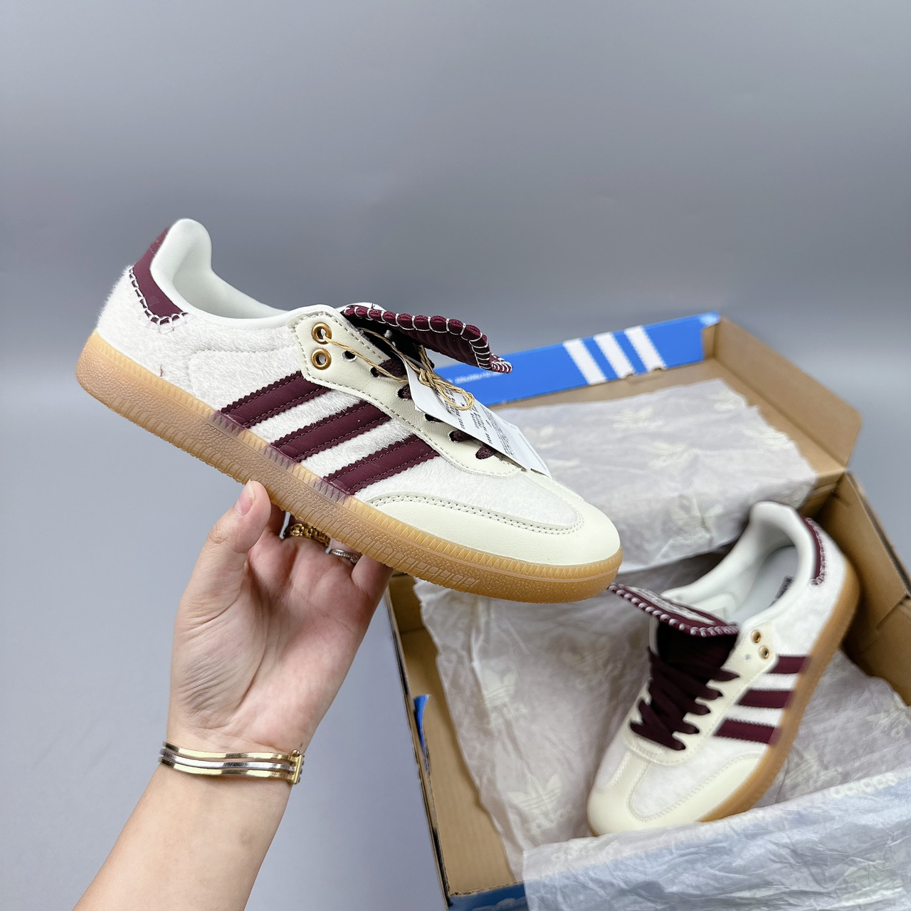 samba bonner trắng đỏ