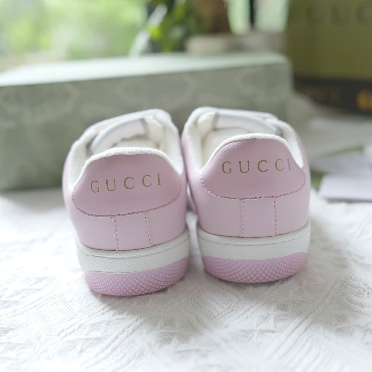 gucci screener hồng