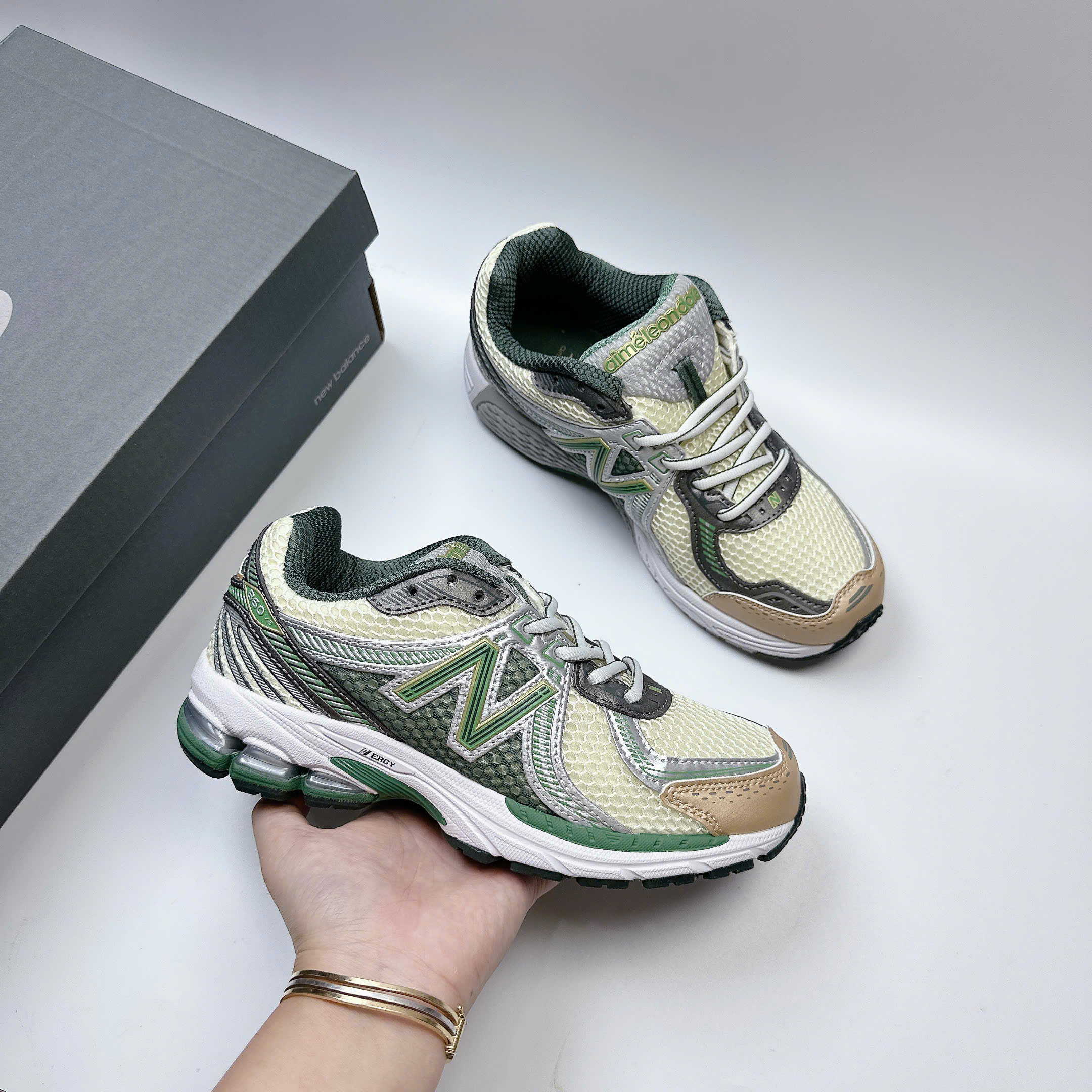 nb860 xanh vàng SALE