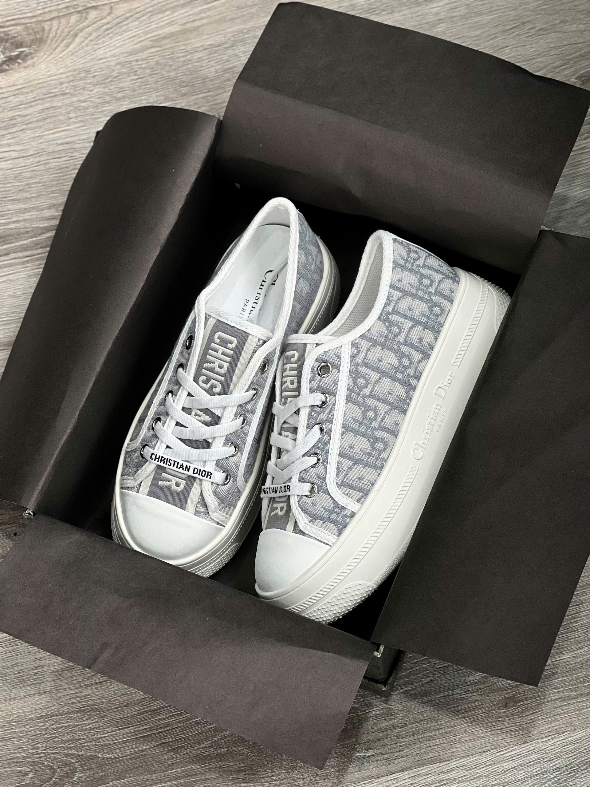 dior xám đế cao