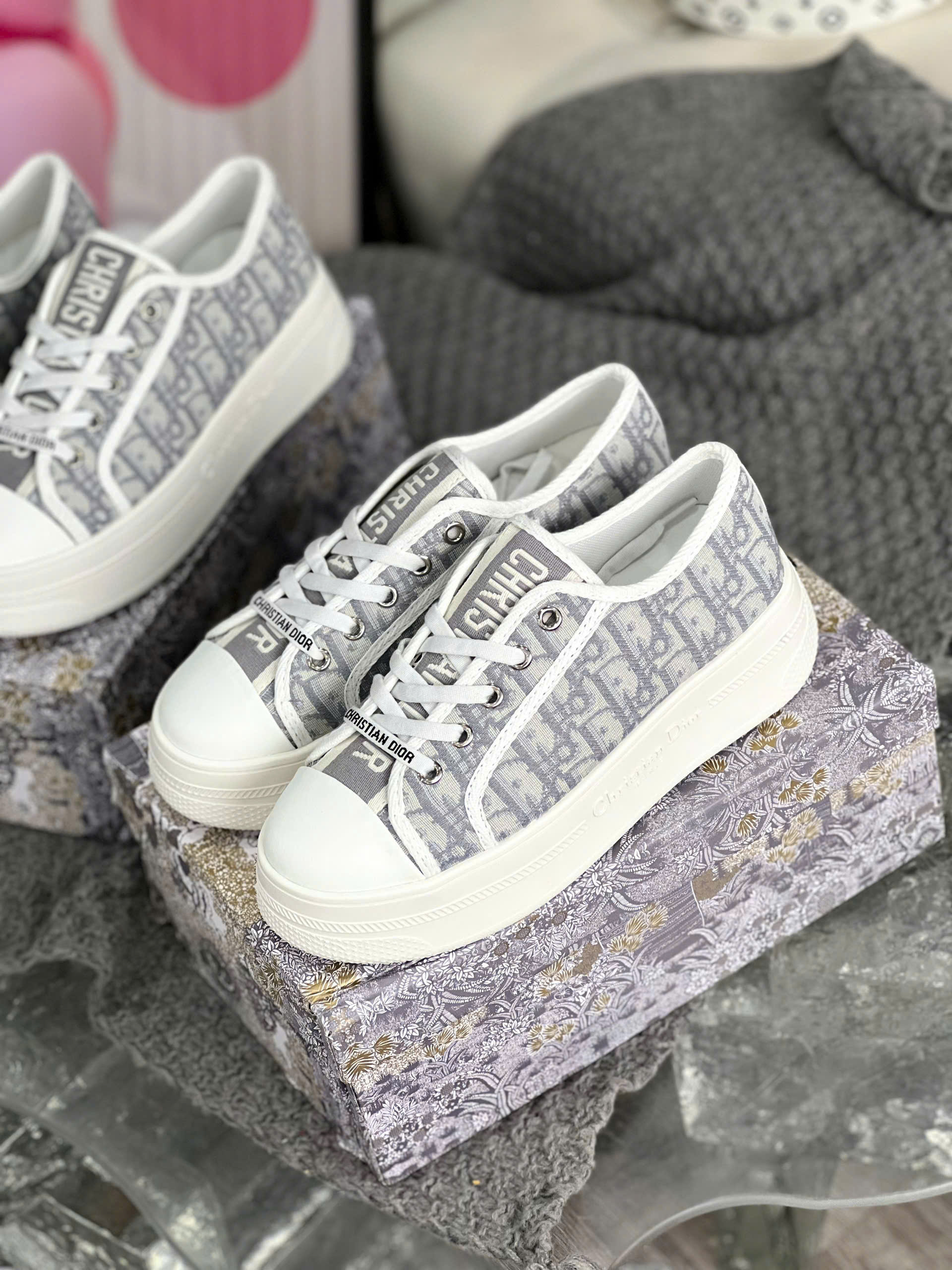 dior xám đế cao