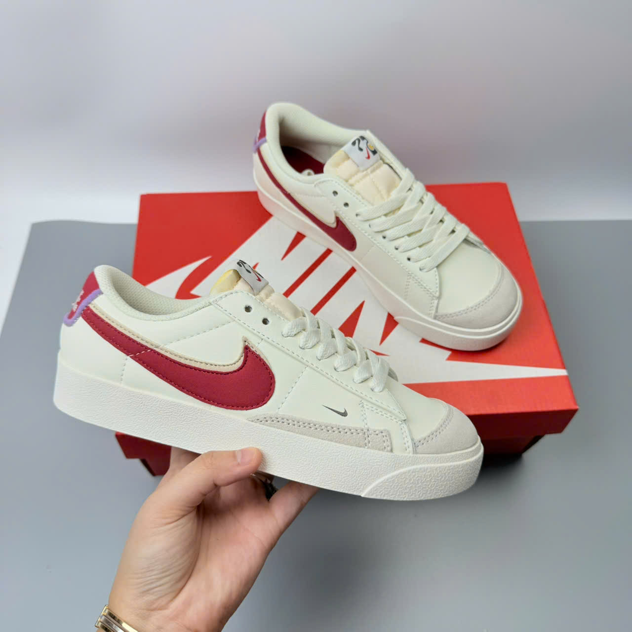 nike blz fitness red