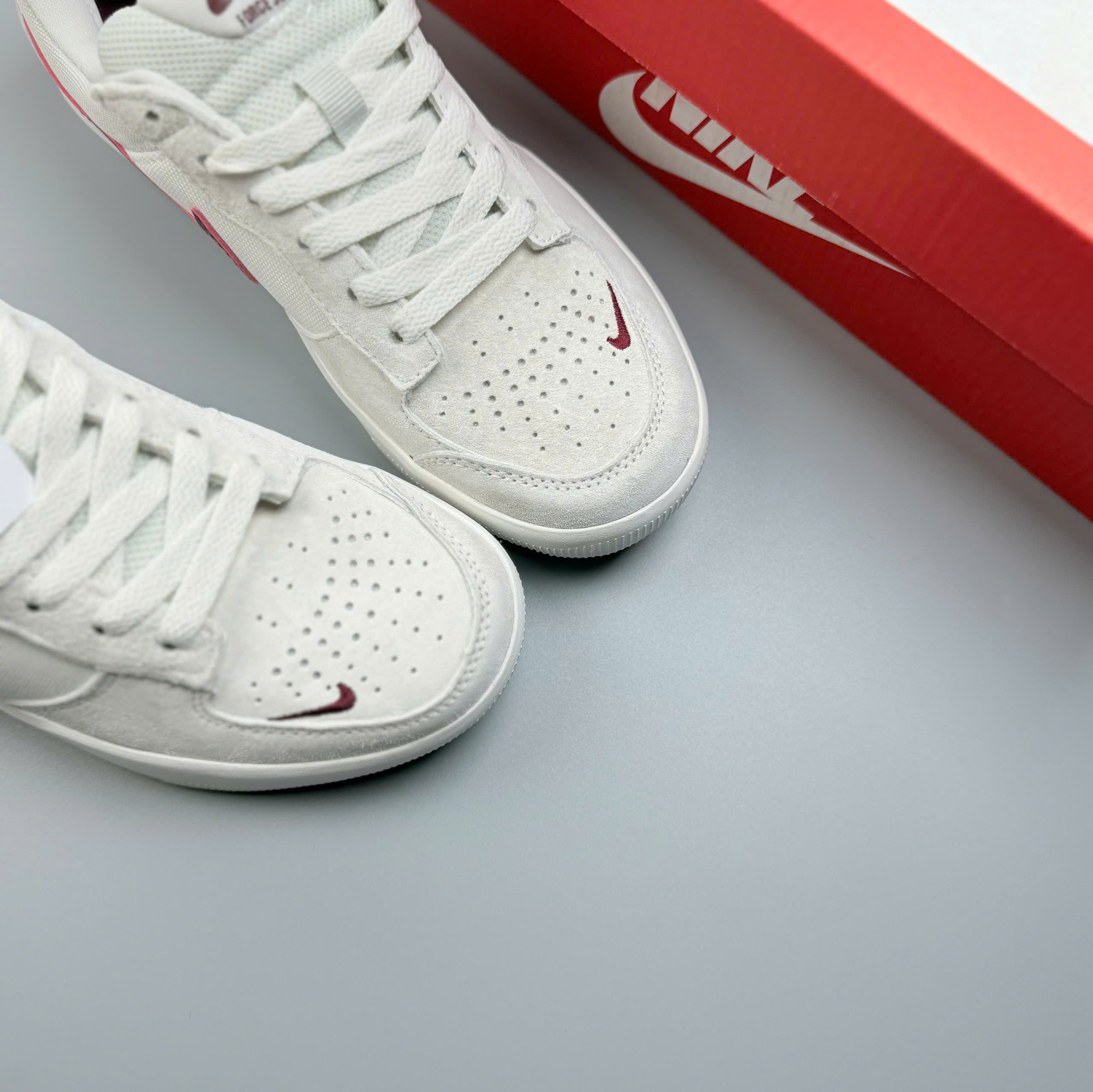 nike sb58 móc đỏ