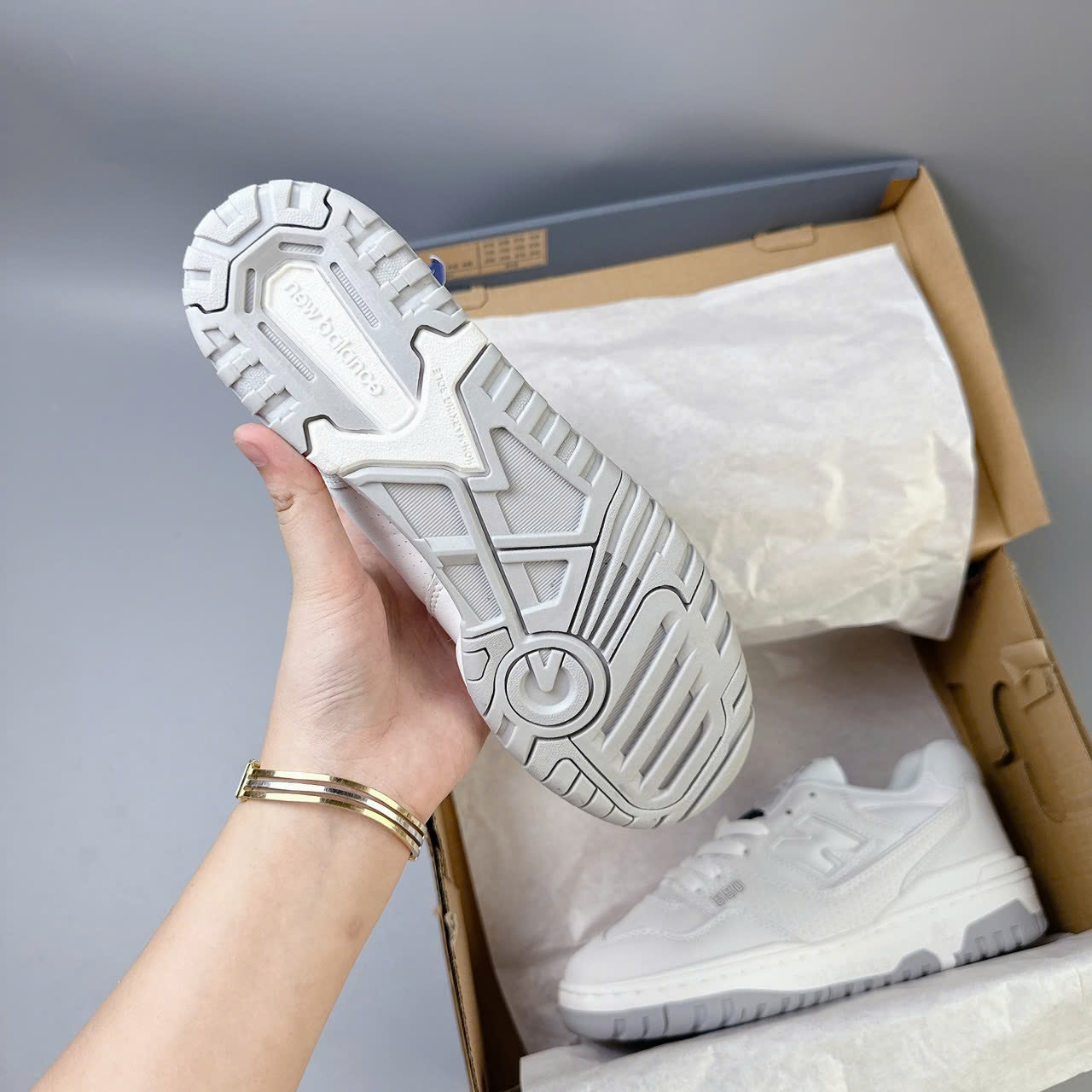 NB550 FULL TRẮNG