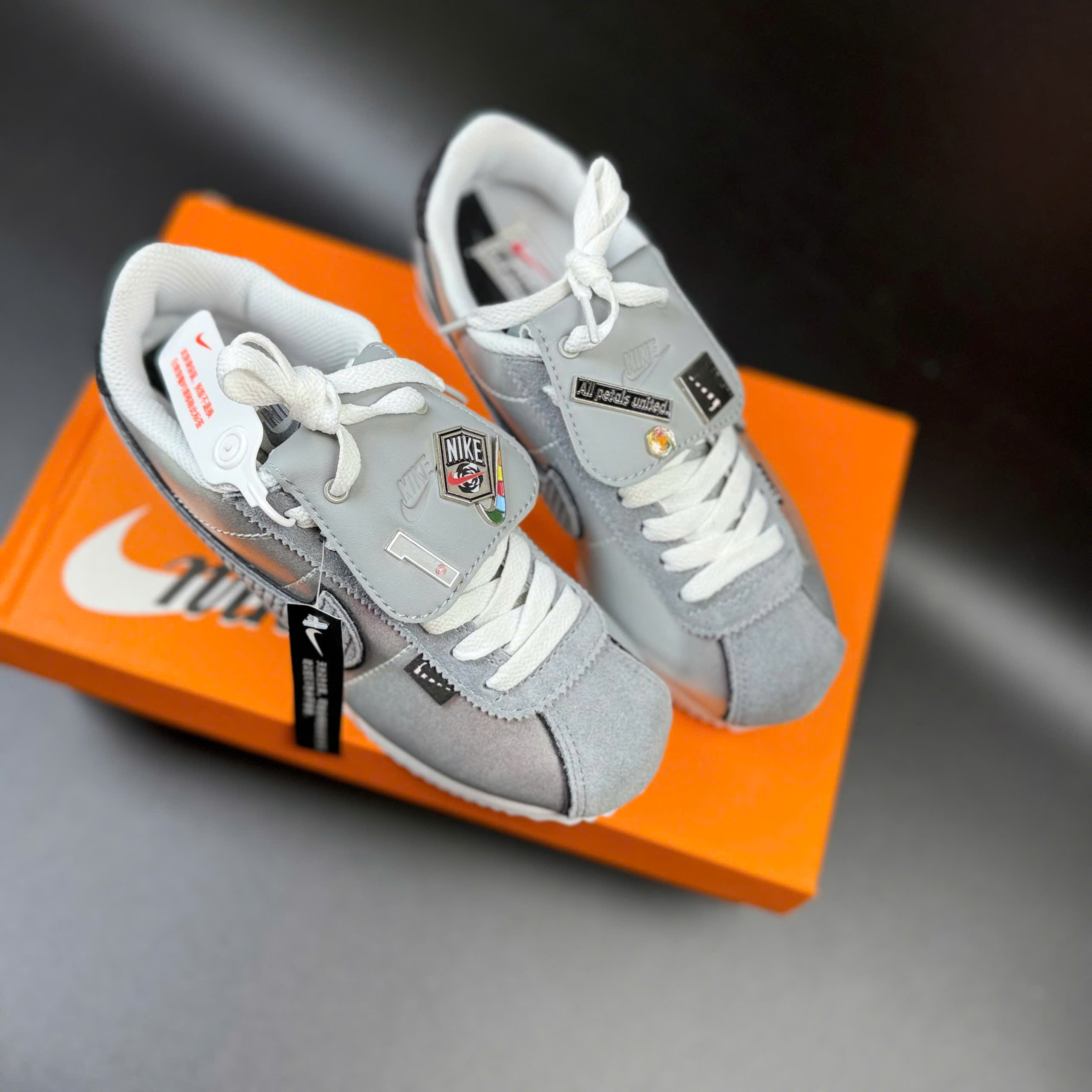 nike cortez xám bạc