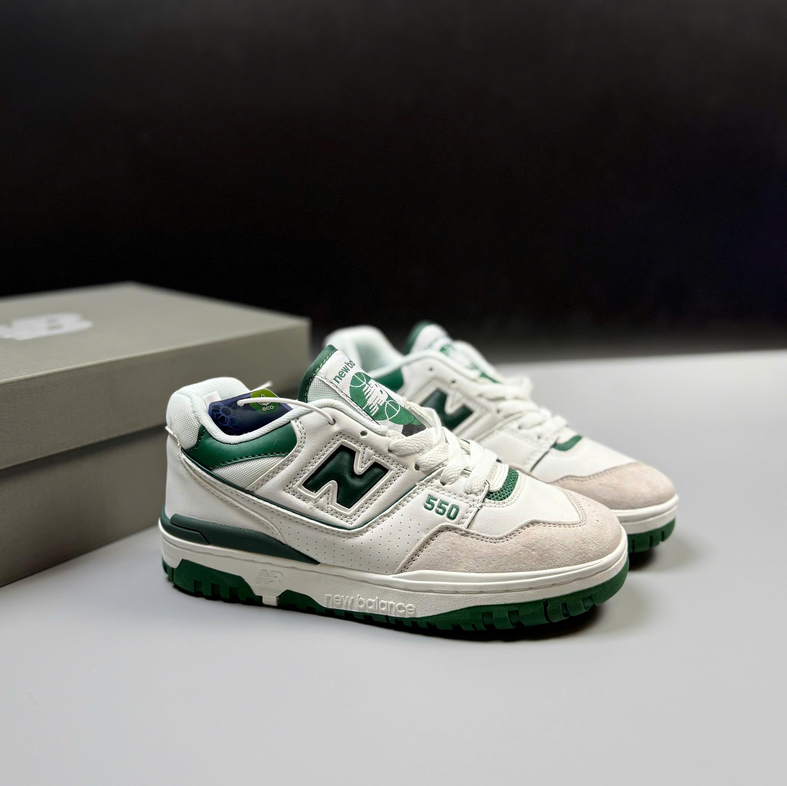NB550 XANH LÁ