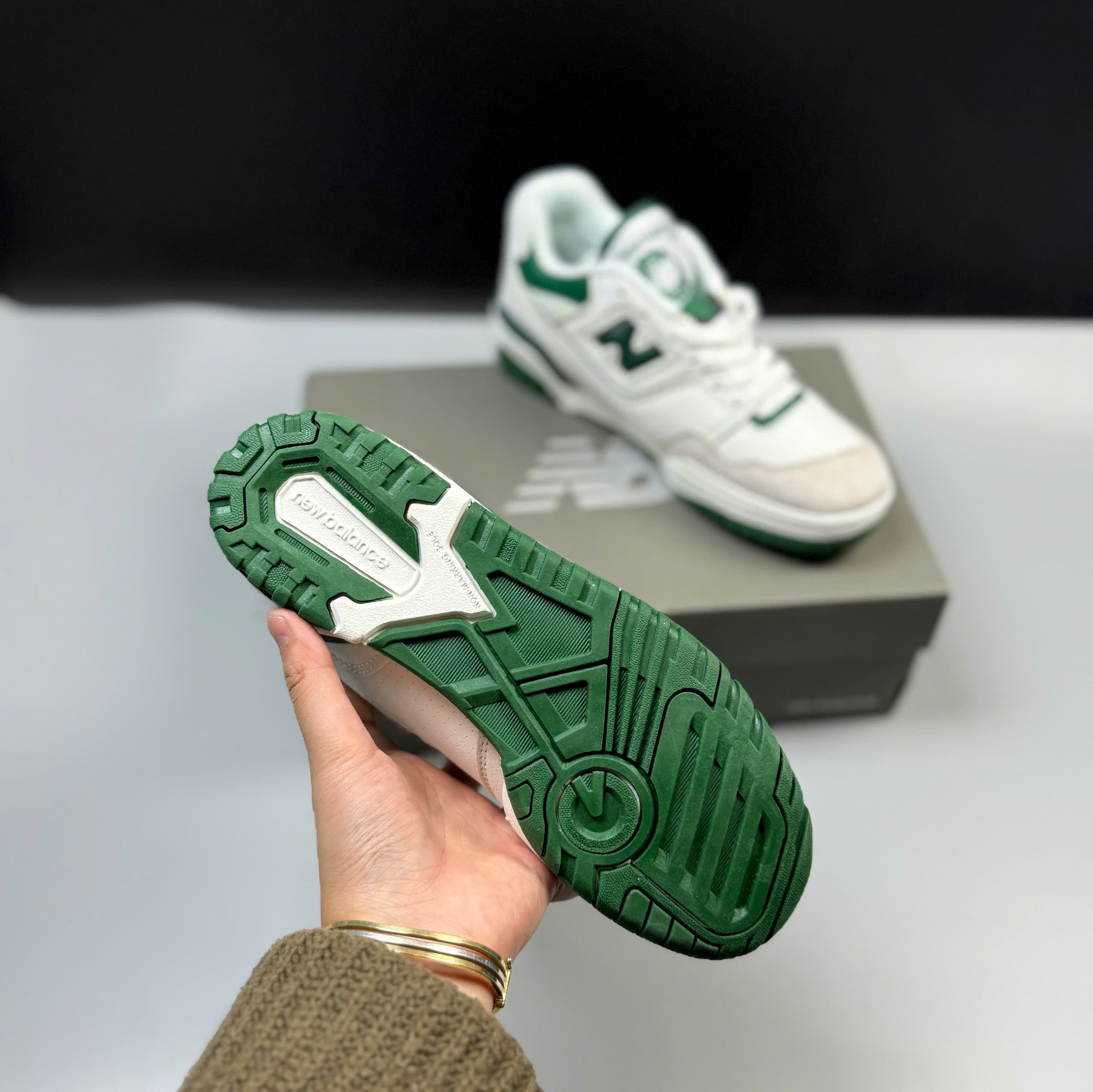 NB550 XANH LÁ