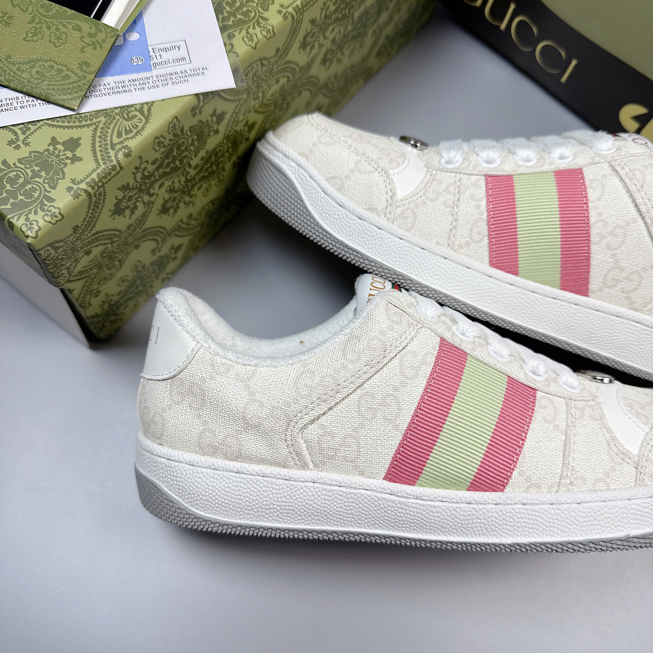 Gucci screener trắng