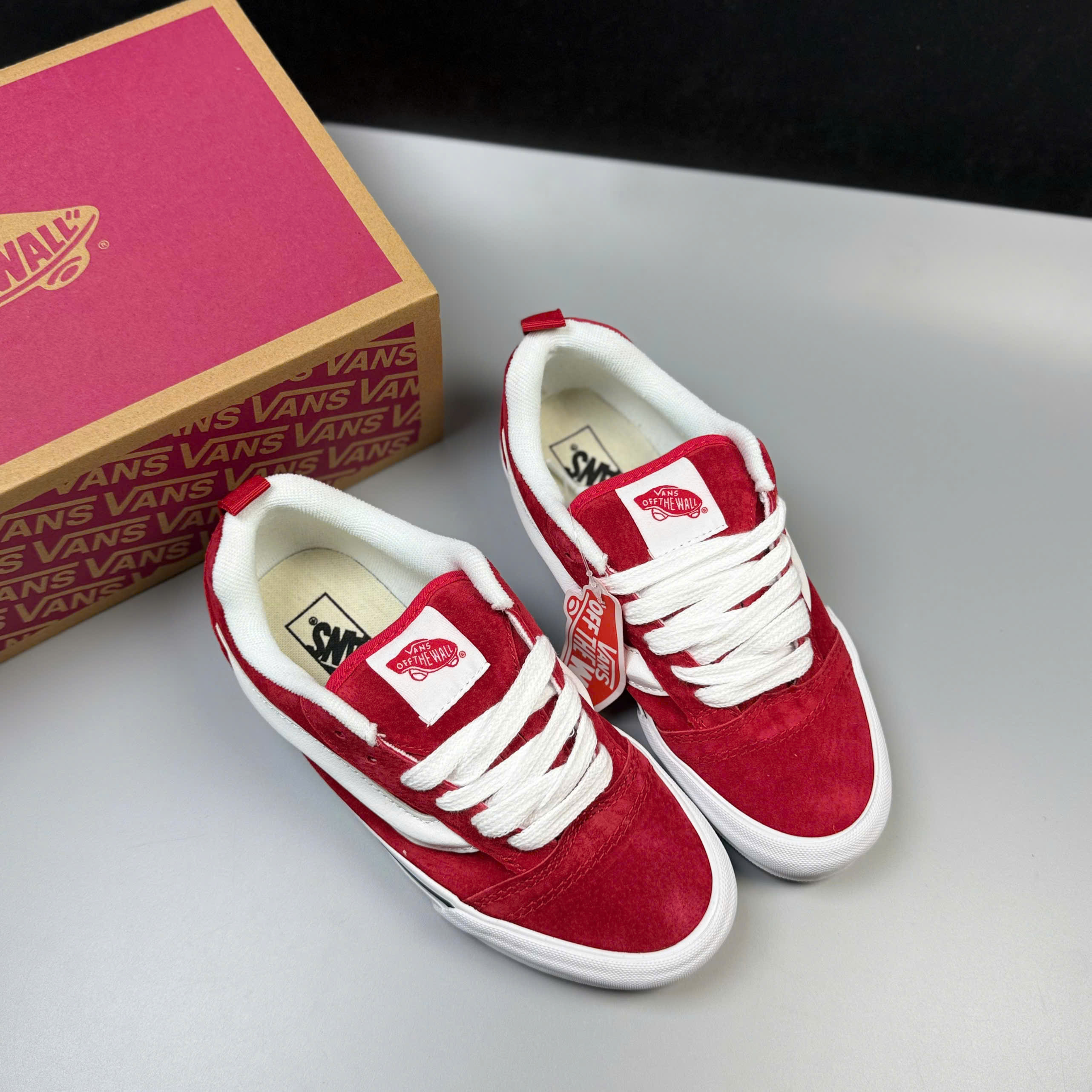 vans knu đỏ