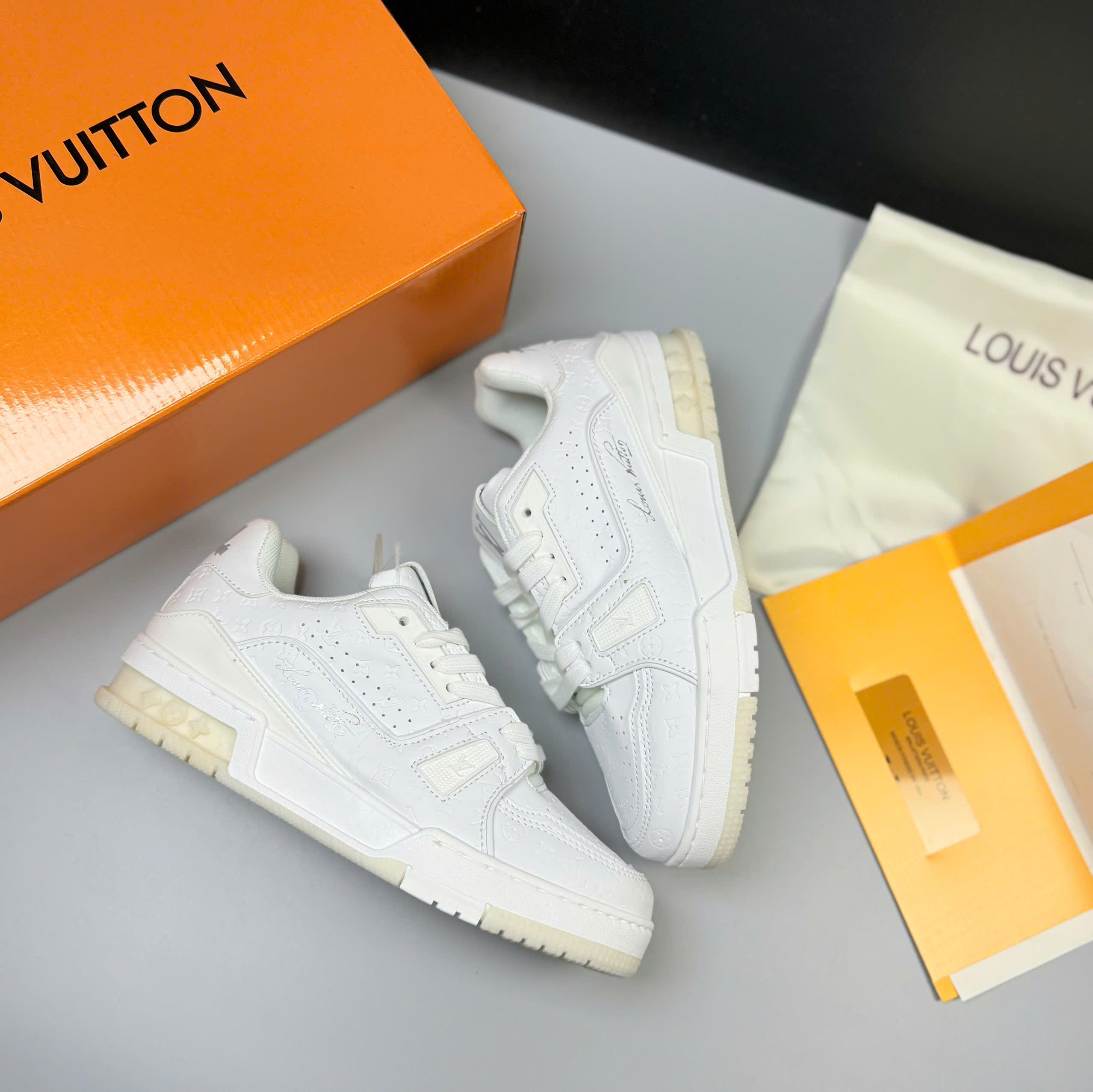 LV54 full trắng SALE