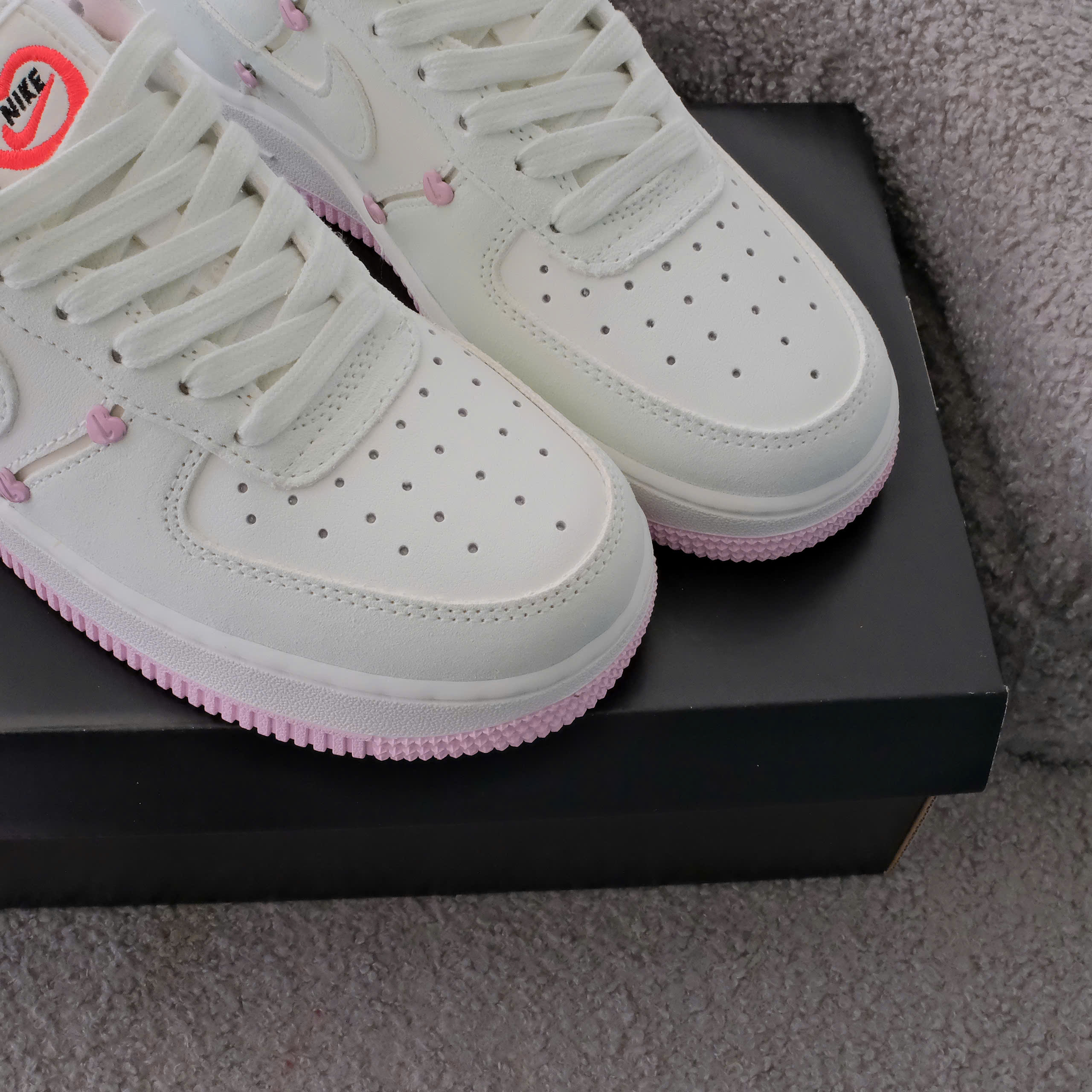 af1 valentine 2025