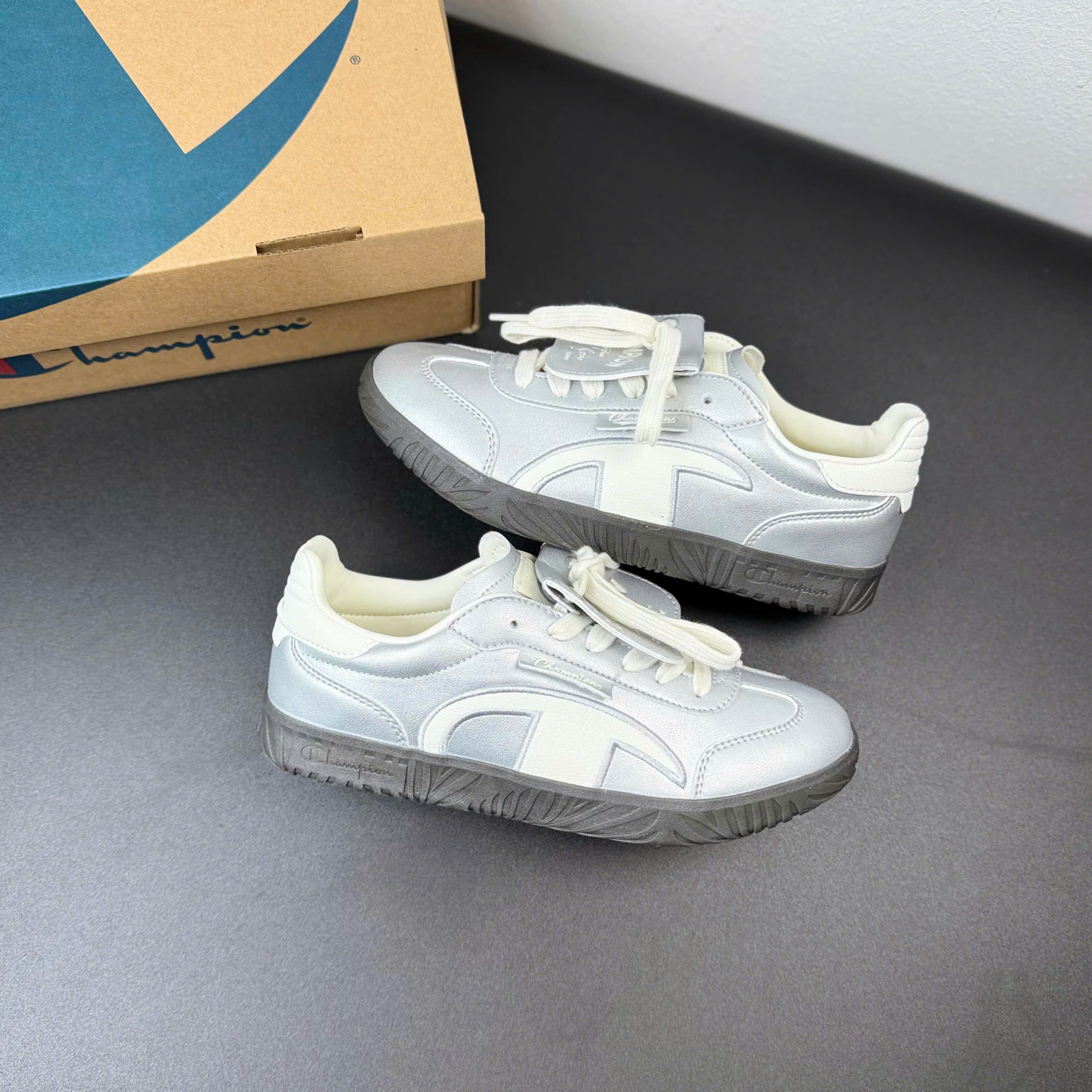 champion bạc