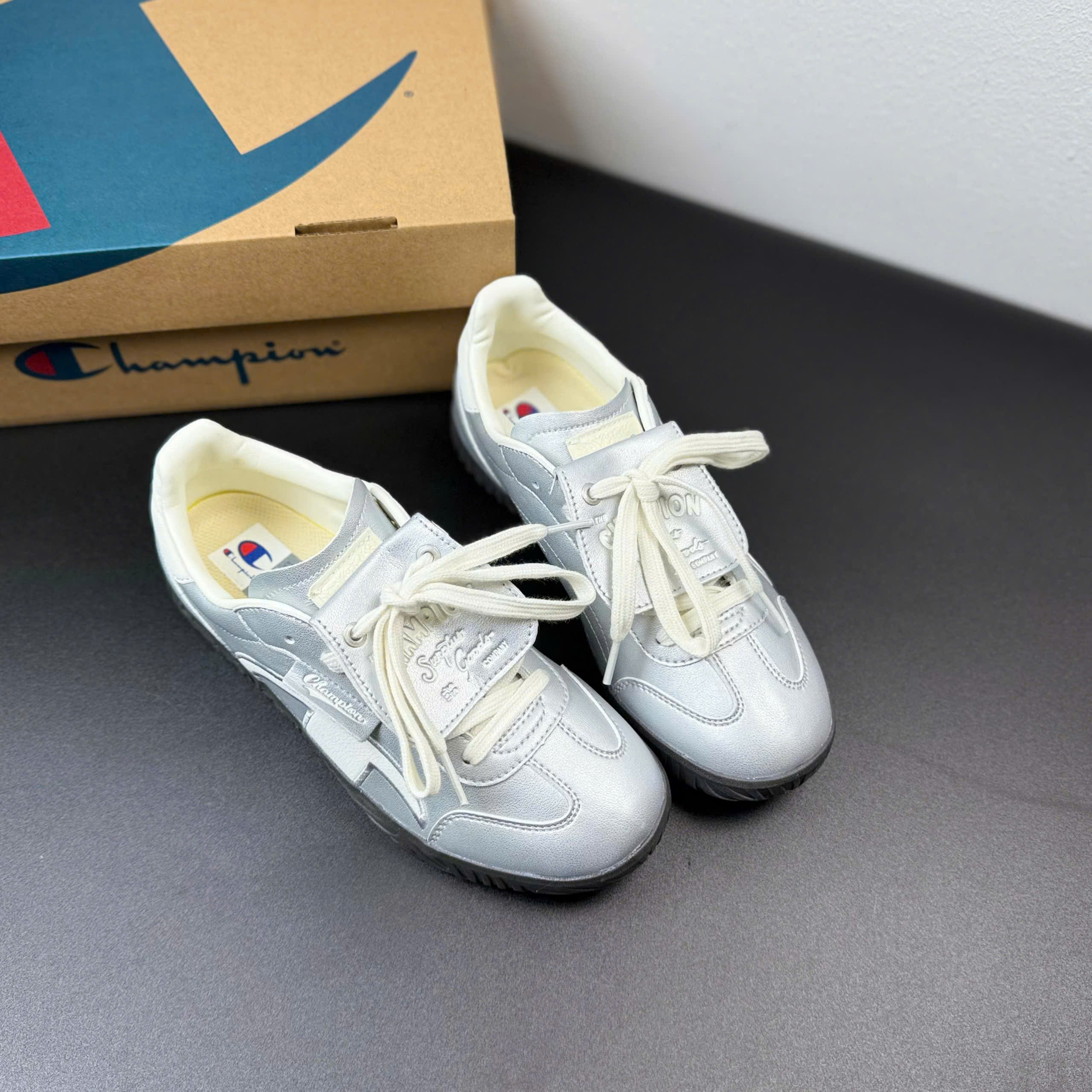 champion bạc