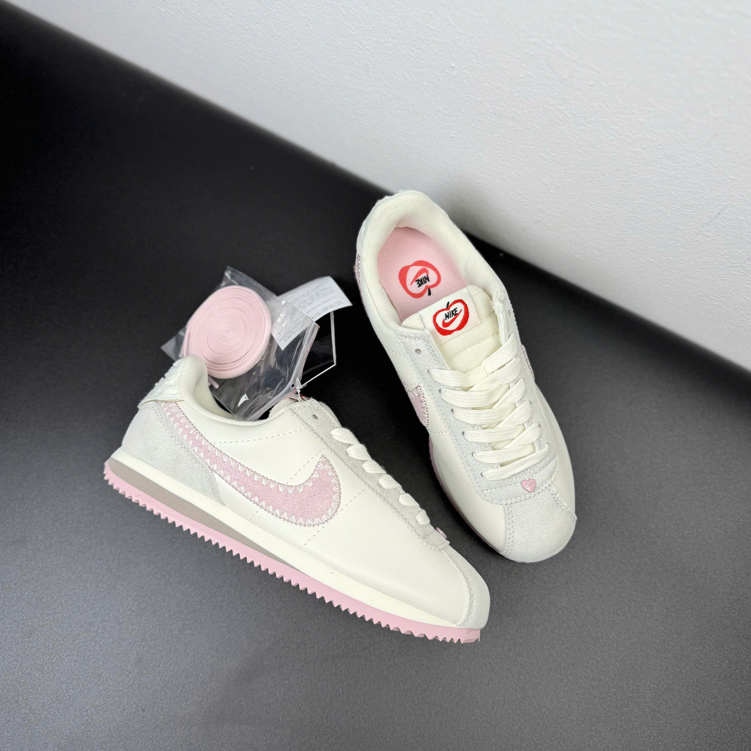 nike cortez vlt hồng