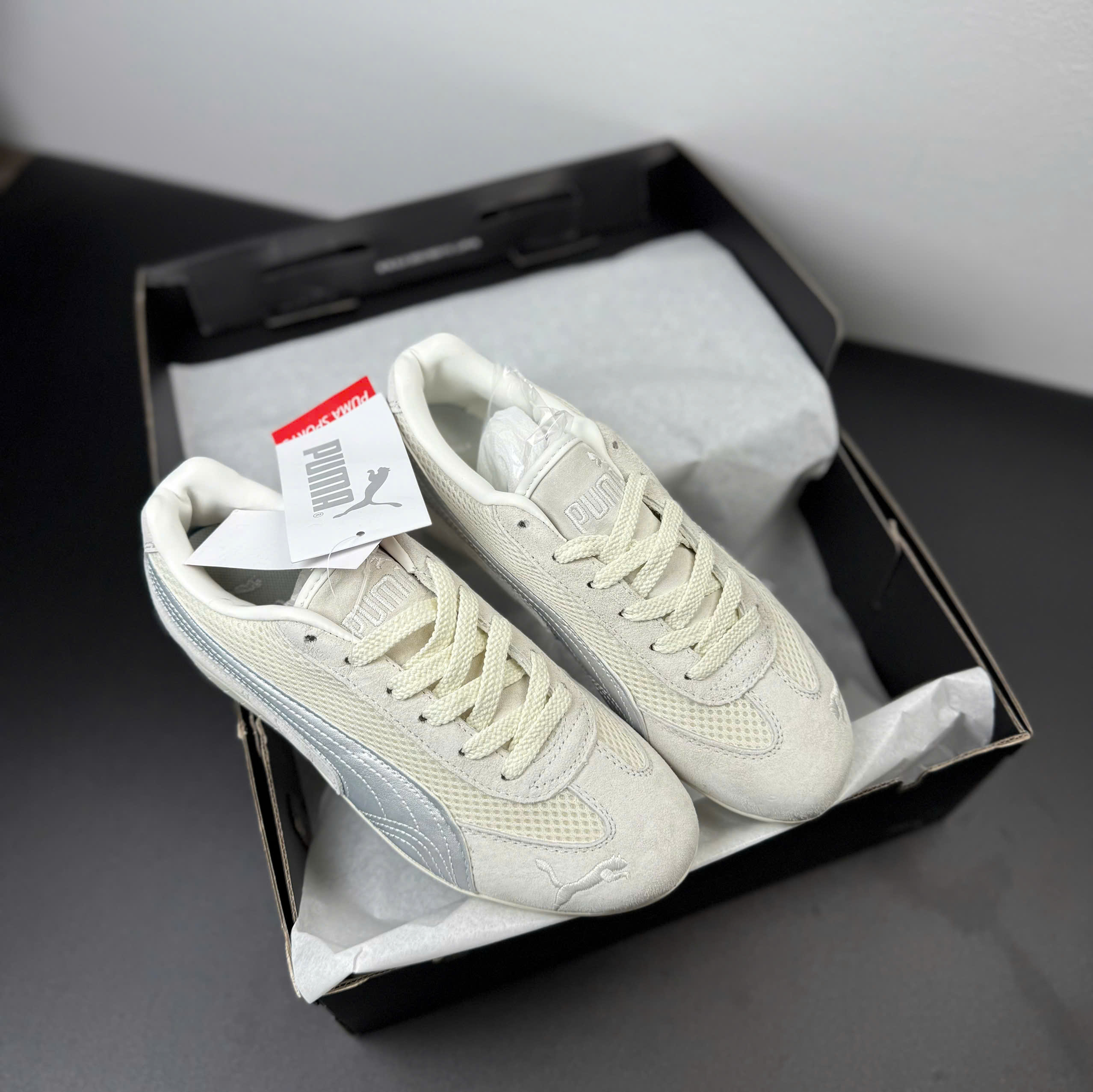 puma speedcat xám kem